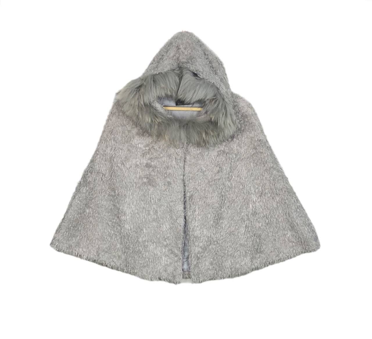 Cloak Avant Garde Japanese Faux Fur Shearling Poncho Cloak Capes Size US M / EU 48-50 / 2 - 1 Thumbnail