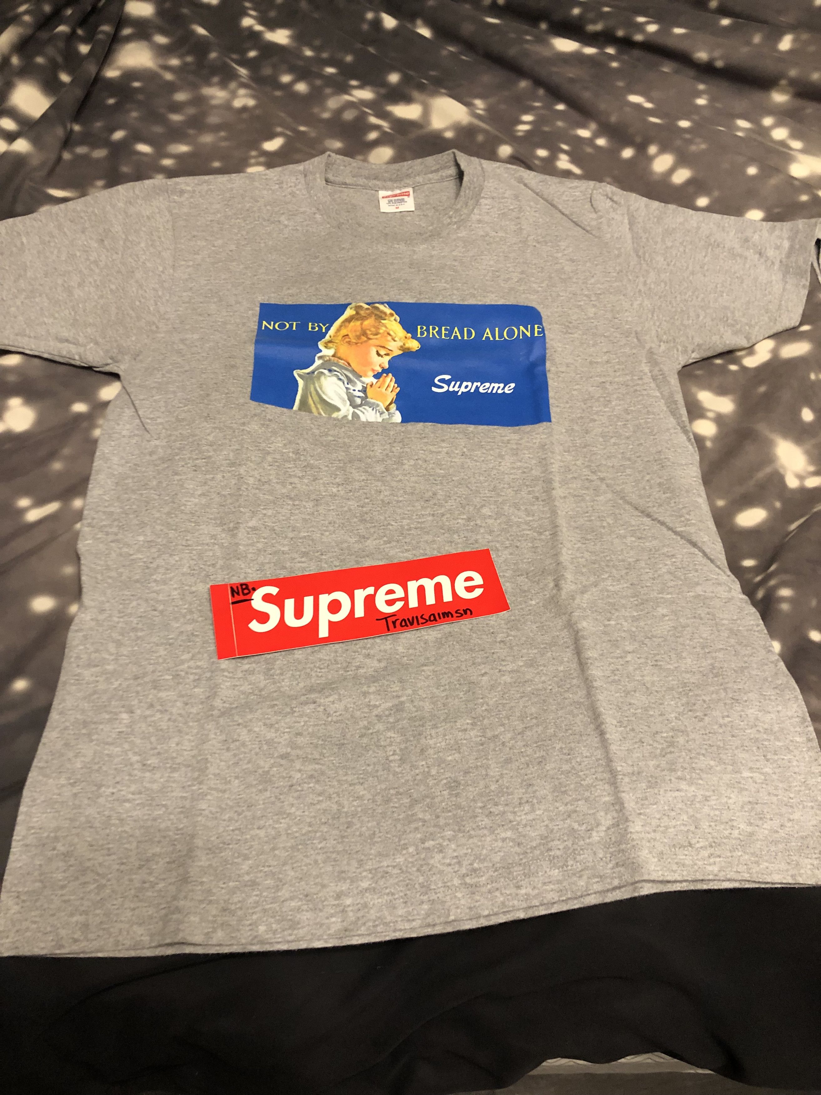 Supreme Bread Alone Tee Grey Medium Size US M / EU 48-50 / 2 - 1 Thumbnail