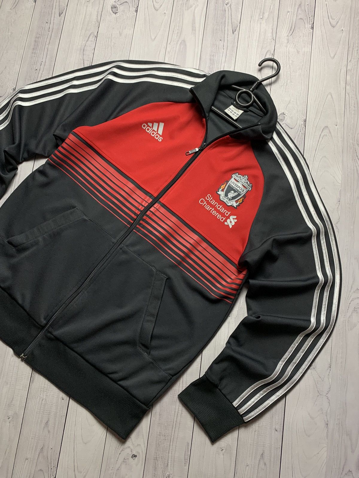 Vintage Vintage adidas Liverpool soccer track jacket size L/XL Size US XL / EU 56 / 4 - 2 Thumbnail