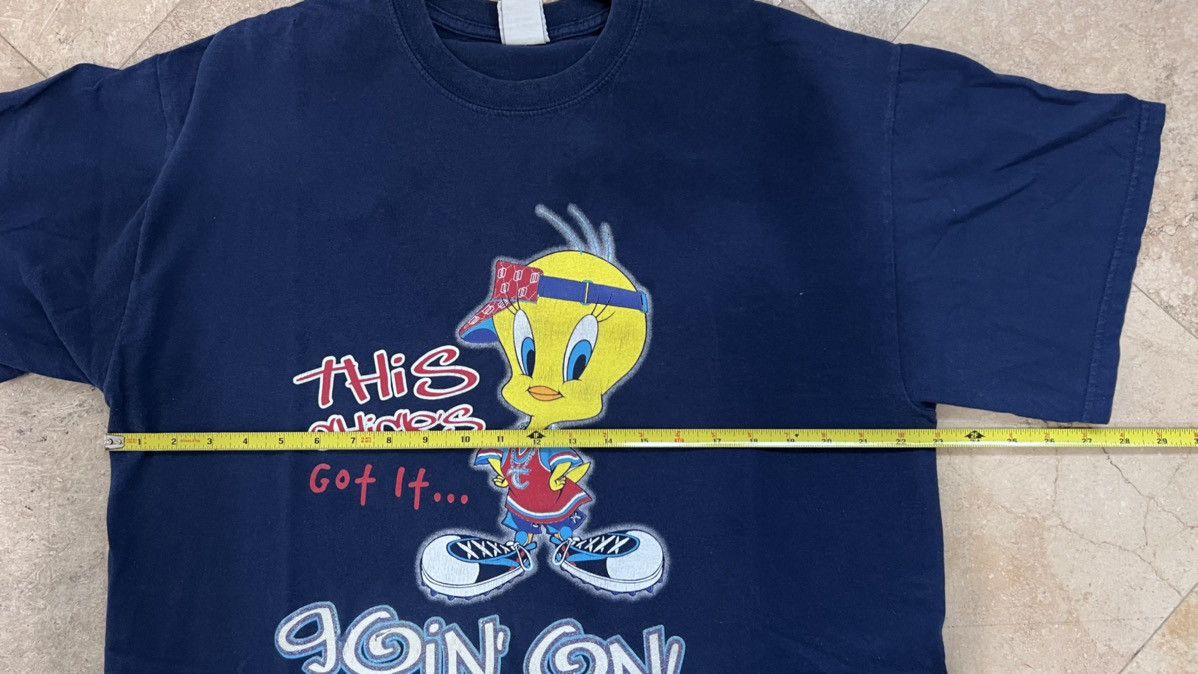 Cartoon Network × Vintage Looney Tunes Tweety “This Chick’s Got It…” Size Large Size US L / EU 52-54 / 3 - 11 Thumbnail