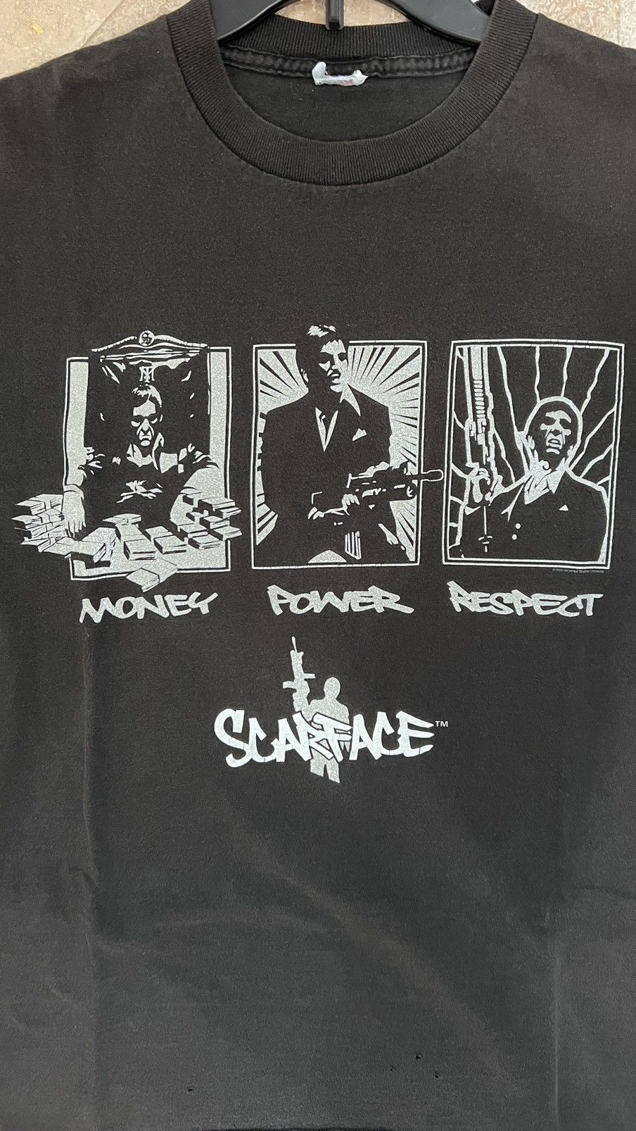 Vintage Scarface “MONEY POWER RESPECT” TShirt Size Large Size US L / EU 52-54 / 3 - 10 Thumbnail