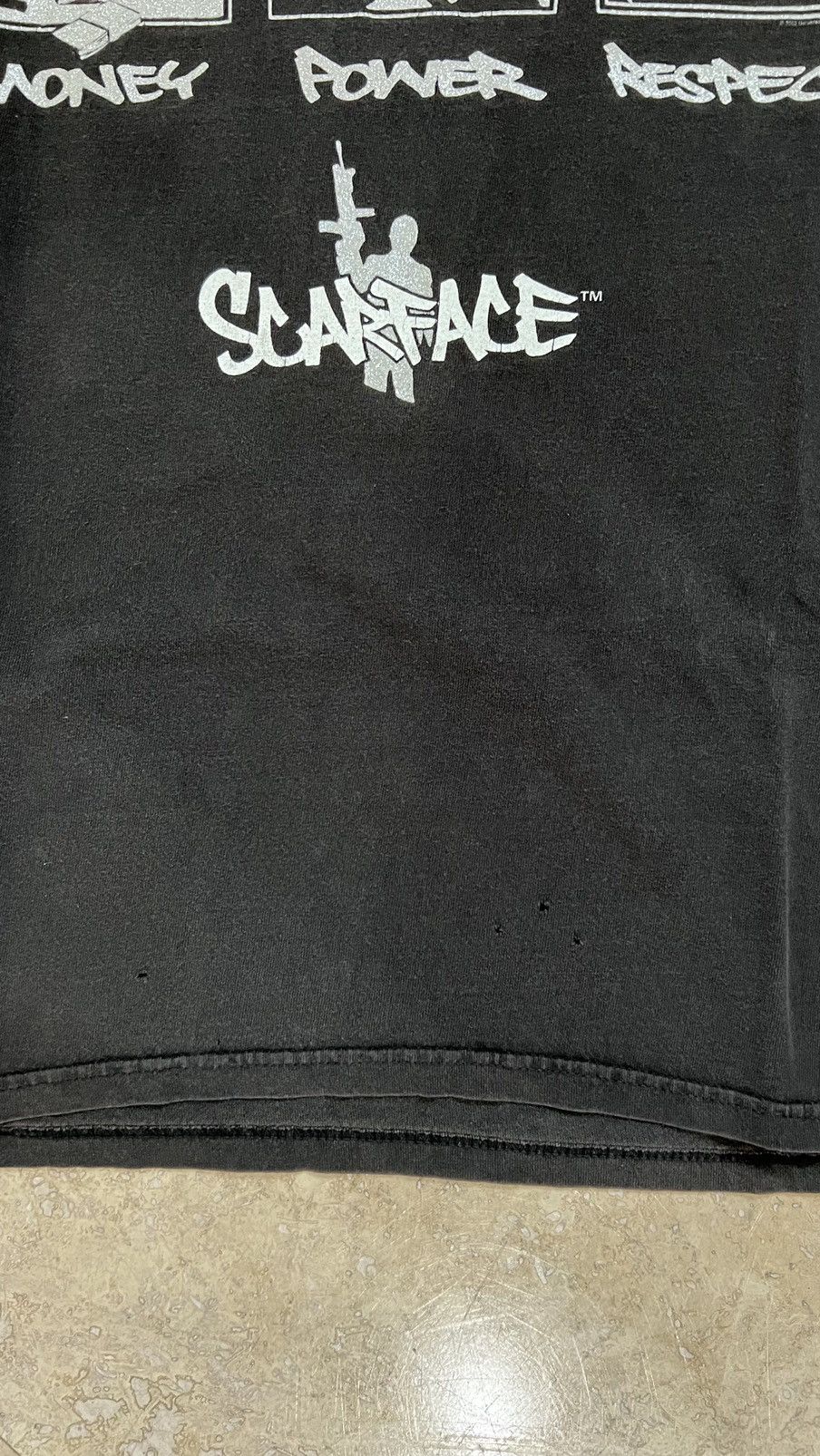 Vintage Scarface “MONEY POWER RESPECT” TShirt Size Large Size US L / EU 52-54 / 3 - 8 Thumbnail