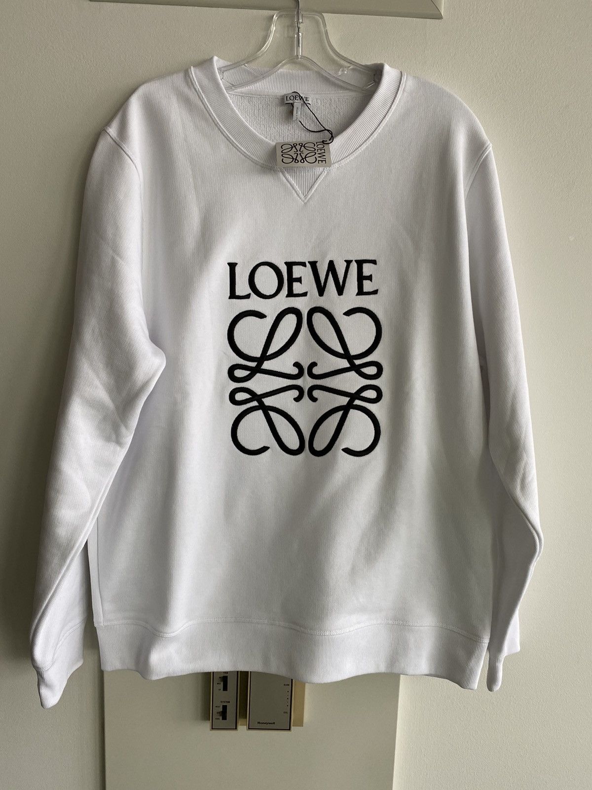 JW Anderson × Loewe Brand New Limited Loewe Logo Runway Logo Sweatshirt Crewneck Size US XL / EU 56 / 4 - 2 Thumbnail