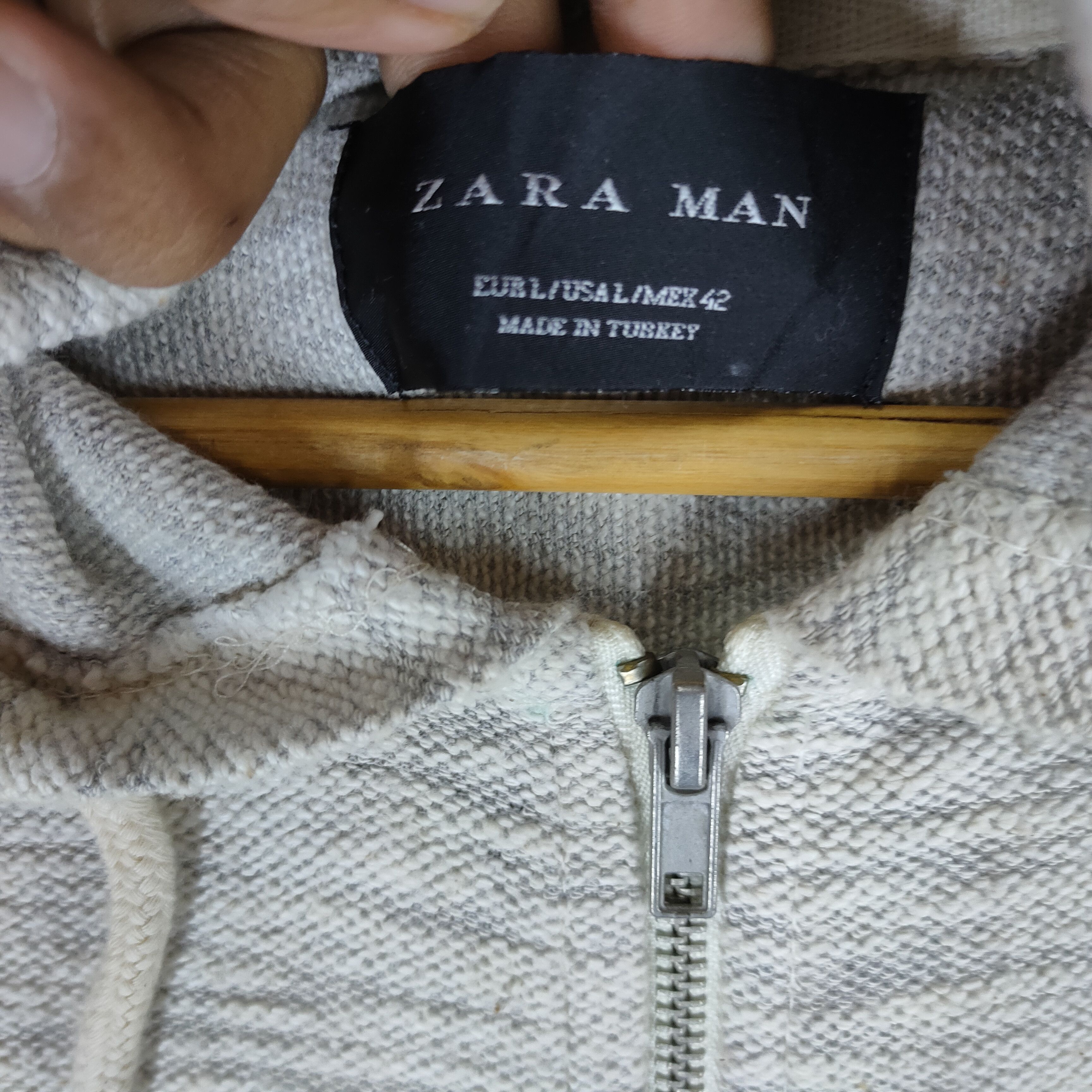 Zara ZARA MAN Knitwear Design Hoodie Medium Size Sweater Size US M / EU 48-50 / 2 - 5 Thumbnail