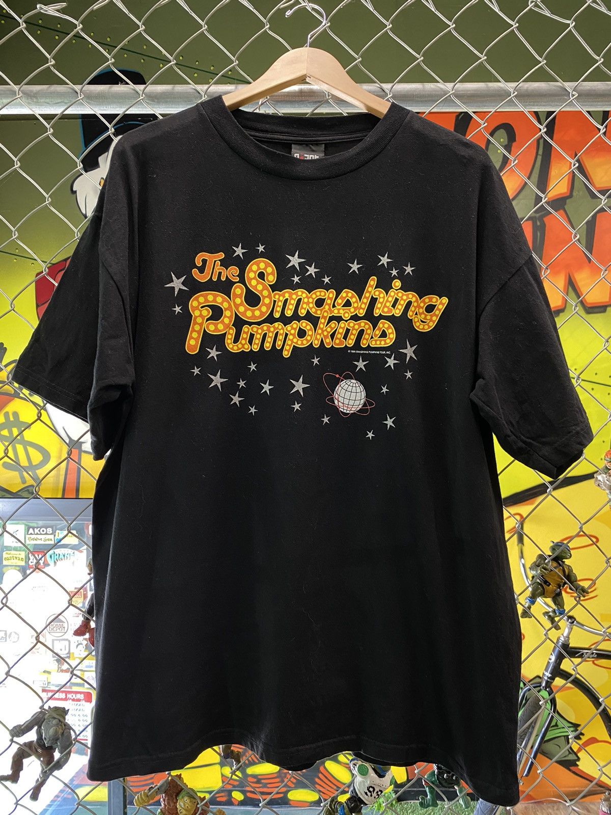 Store Giant smashing pumpkin vintage t shirts