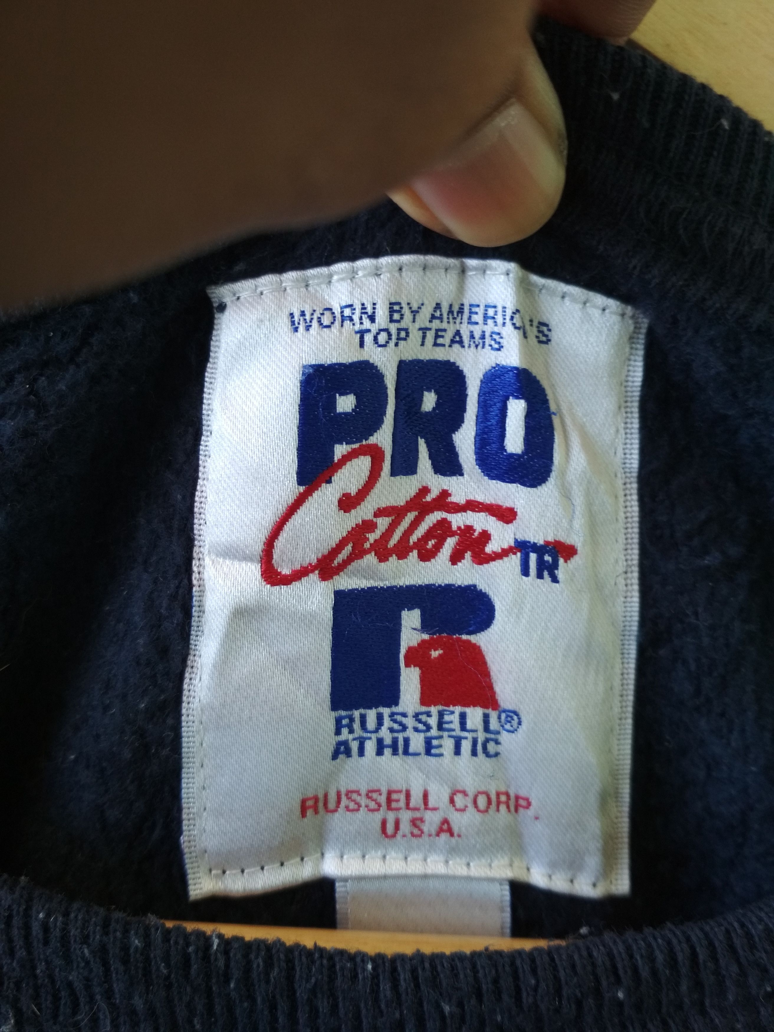 Russell Athletic RUSSELL ATHLETIC PLAIN DESIGN SWEATSHIRT Size US XL / EU 56 / 4 - 3 Thumbnail