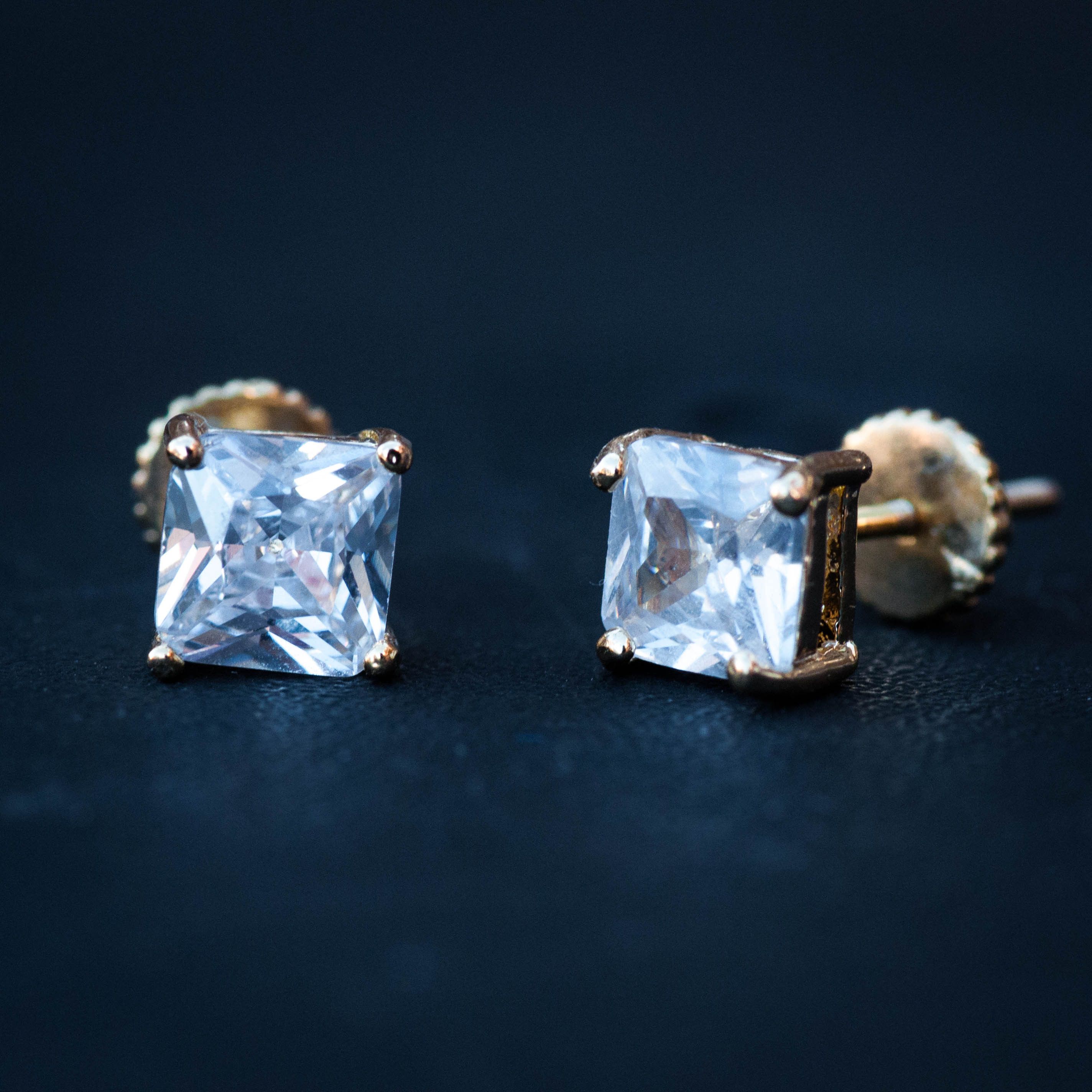 Other 18k Yellow Gold Iced Out Diamond Princess Cut Stud Earrings Size ONE SIZE - 1 Thumbnail