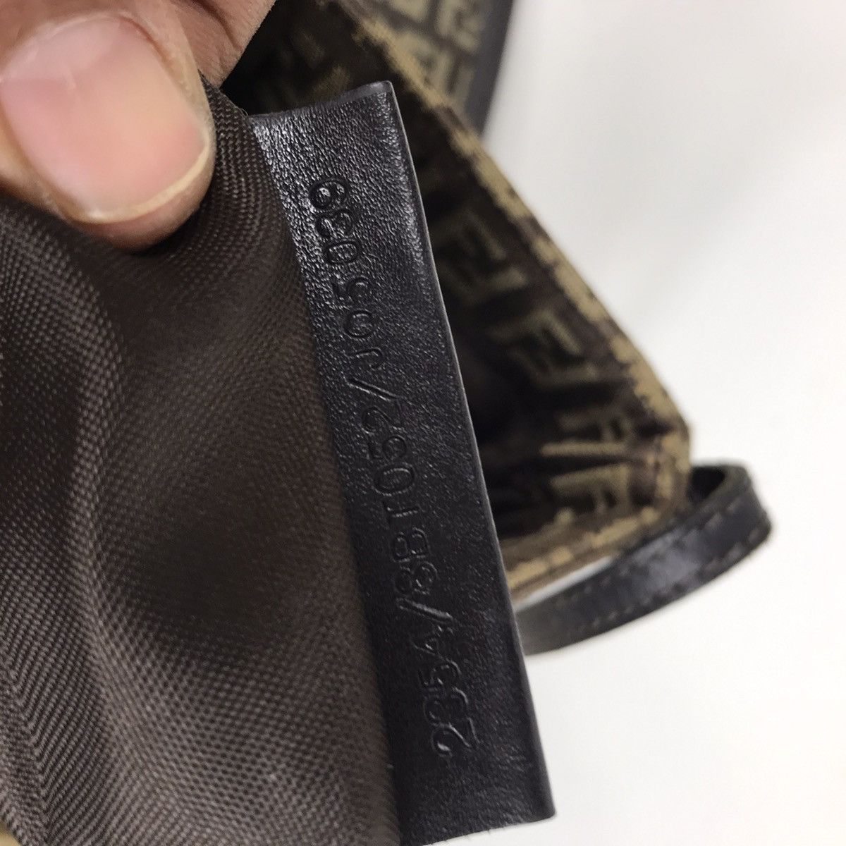 Fendi AUTHENTIC FENDI ZUCCA CROSSBODY Size ONE SIZE - 15 Thumbnail