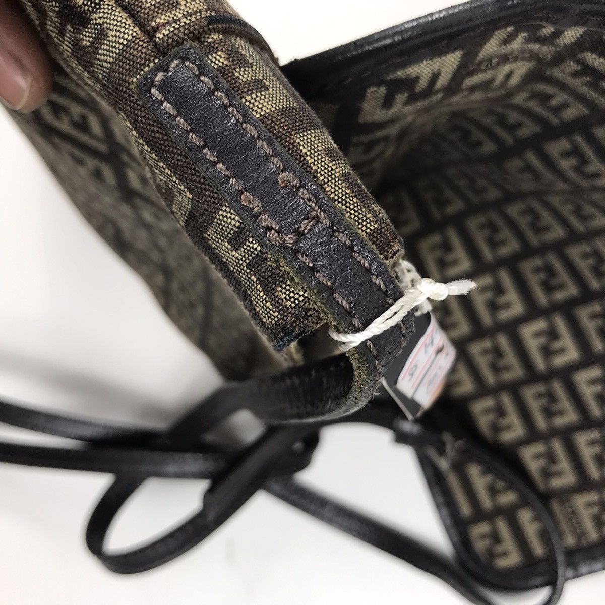 Fendi AUTHENTIC FENDI ZUCCA CROSSBODY Size ONE SIZE - 13 Thumbnail
