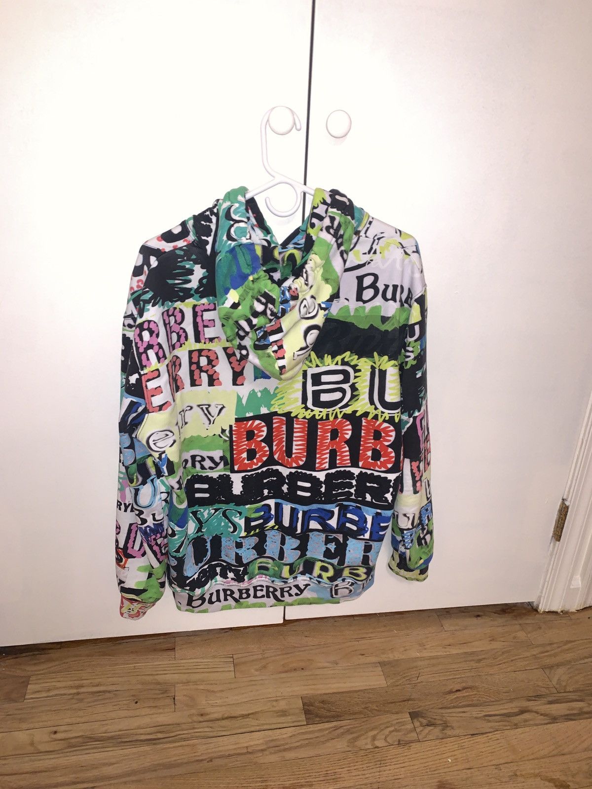 Burberry graffiti sweater clearance