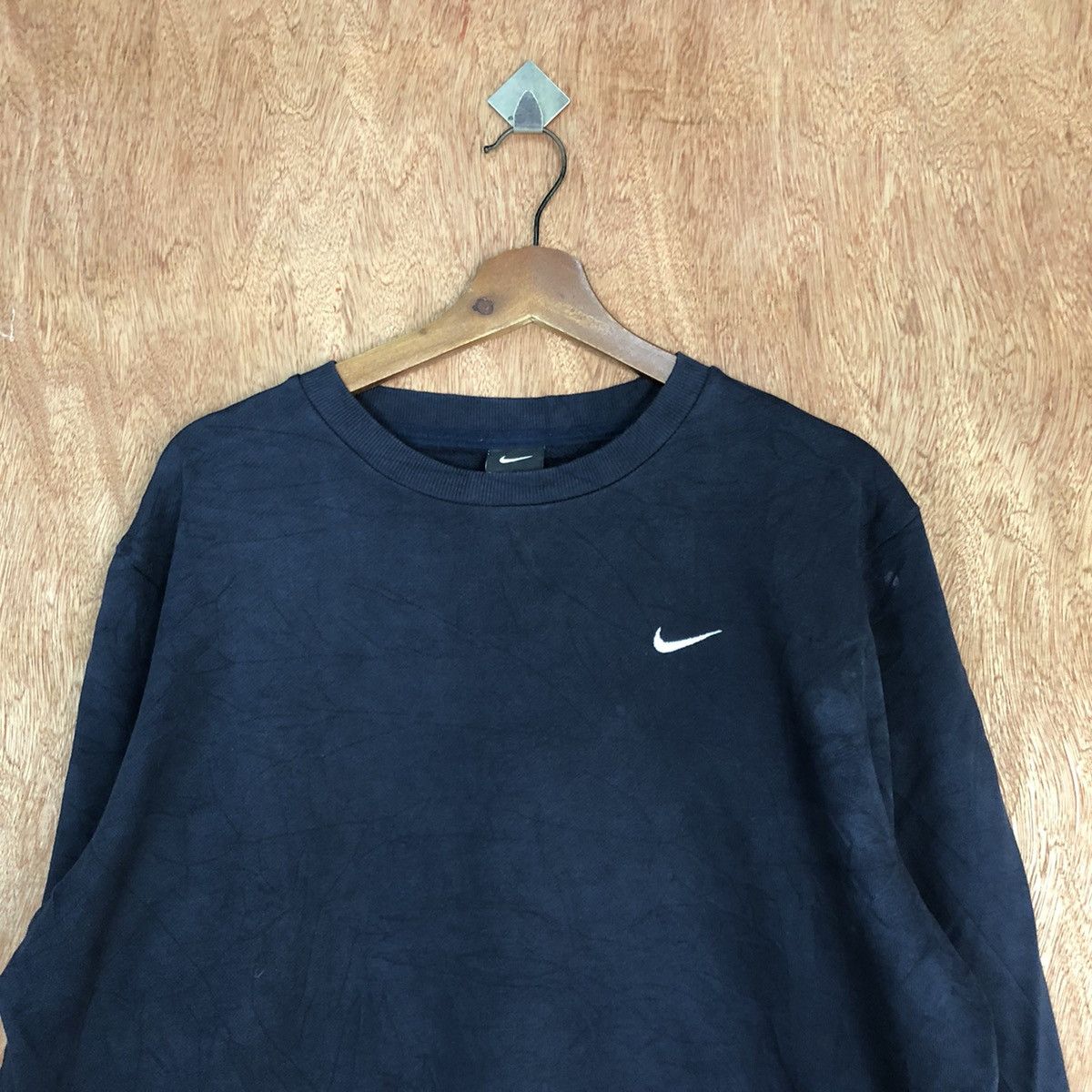 Nike Nike Dark Blue faded distressed Small Logo Sweatshirt #H320 Size US L / EU 52-54 / 3 - 9 Thumbnail