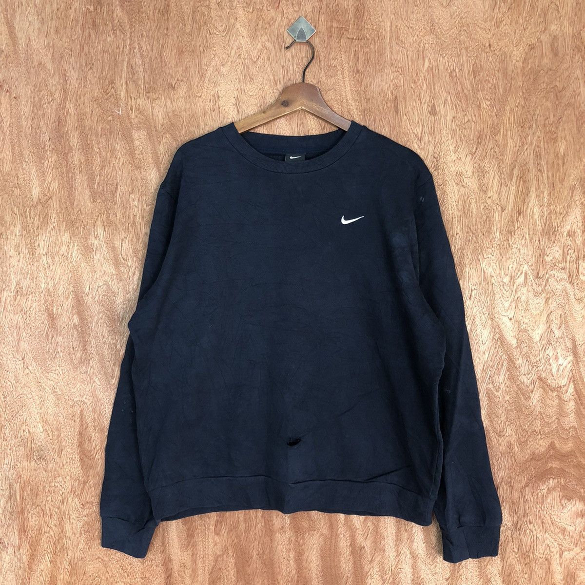 Nike Nike Dark Blue faded distressed Small Logo Sweatshirt #H320 Size US L / EU 52-54 / 3 - 3 Thumbnail