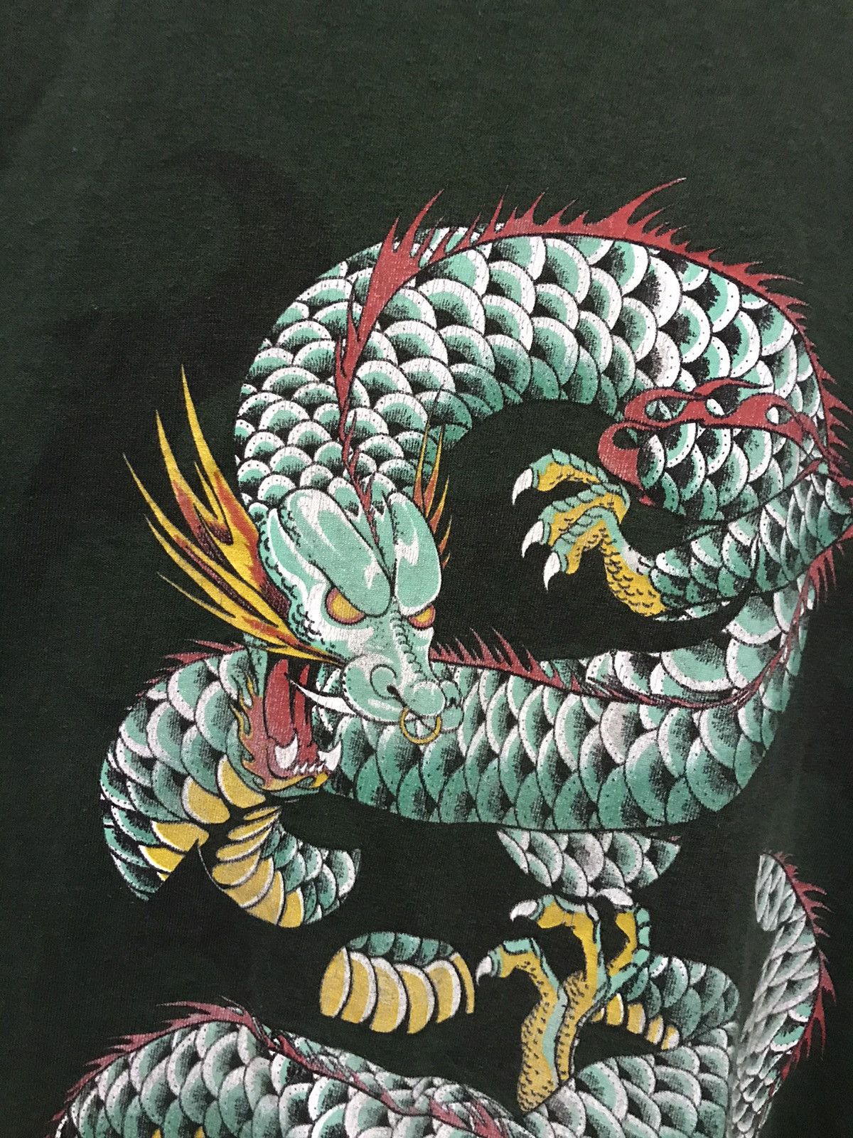 Other VERY RARE Vintage 90’s Dragon Art Sun Faded T-shirt Size US L / EU 52-54 / 3 - 8 Thumbnail