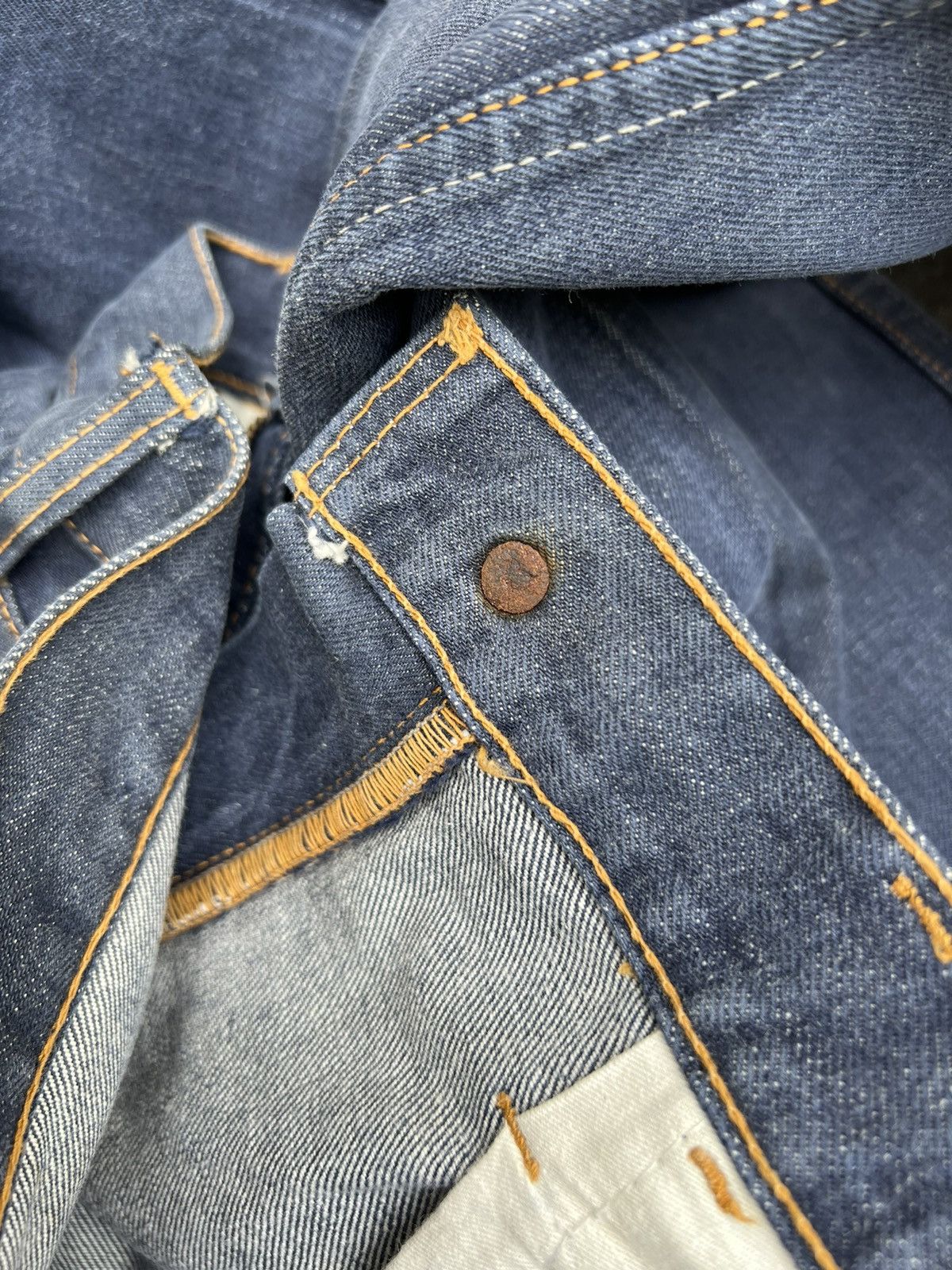Levi's Vintage 60s 70s Levi’s Big E Orange Tab Denim Bootcut Jeans Size US 27 - 19 Thumbnail