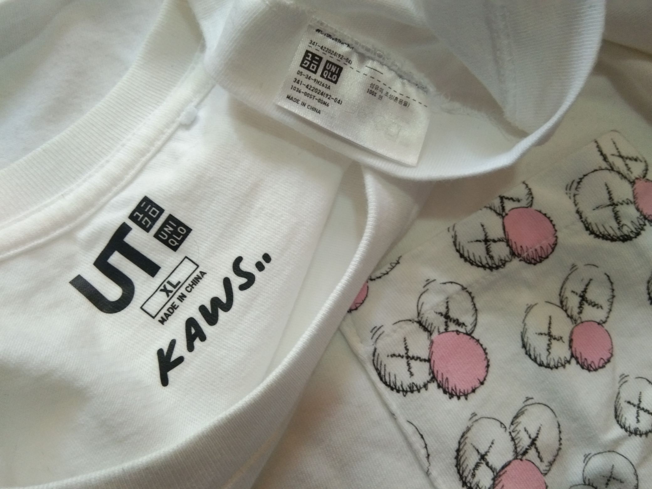 Japanese Brand Kaws Pocket tee tshirt artist designer Size US L / EU 52-54 / 3 - 3 Thumbnail