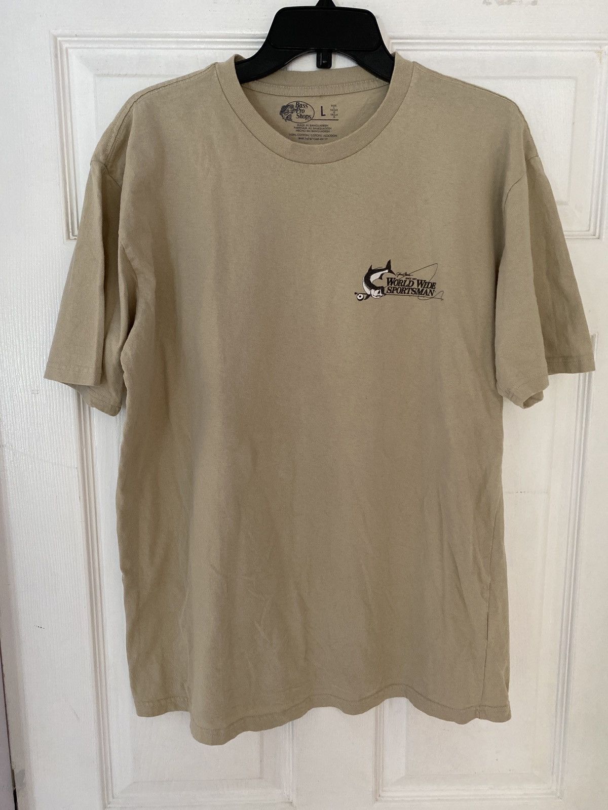 Bass Pro Shops The worldwide sportsman lobster Hunter T-shirt | Grailed