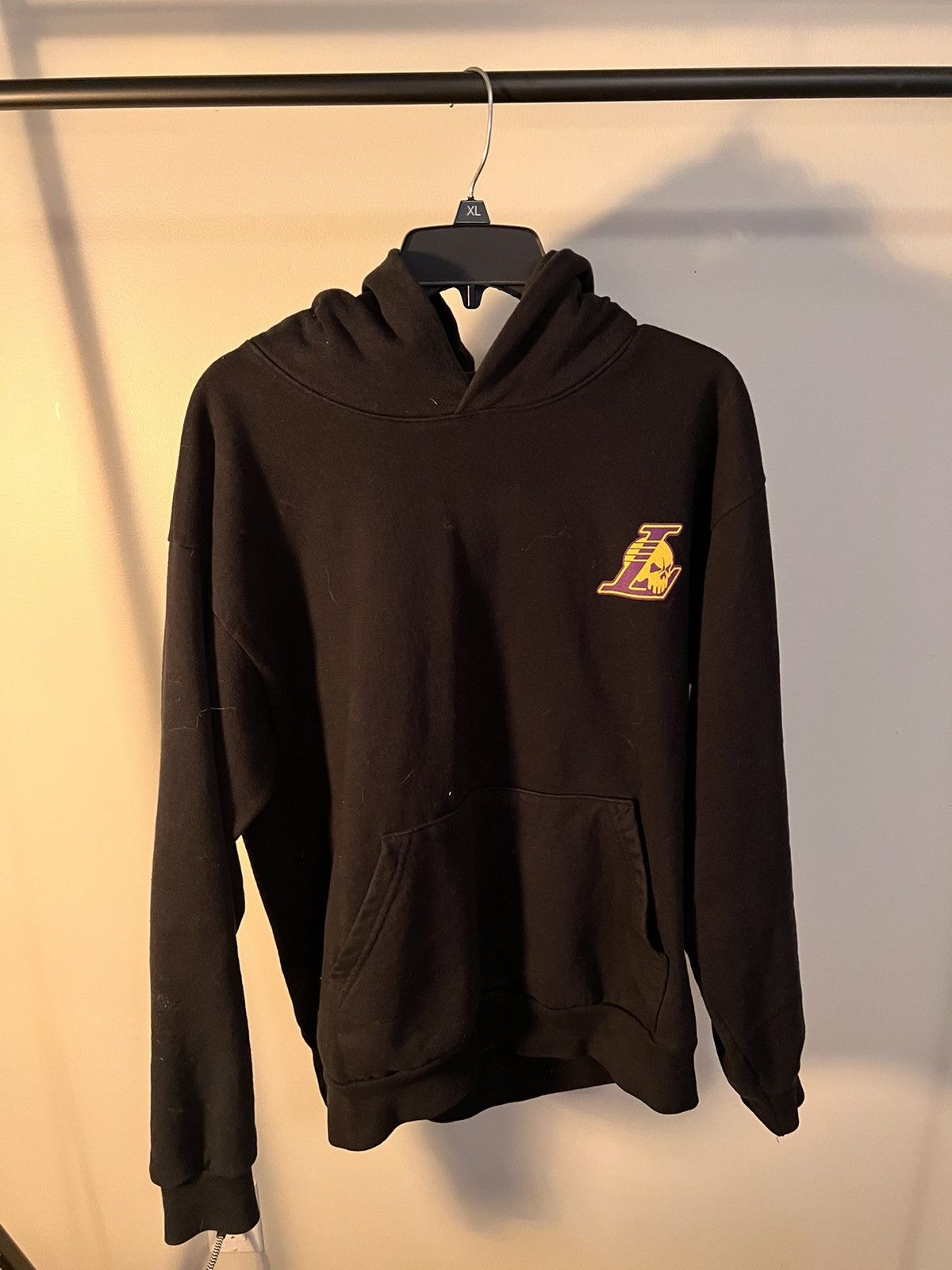 Warren Lotas Lakers hoodie