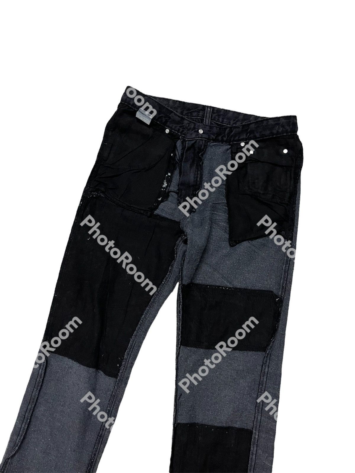 If Six Was Nine × Le Grande Bleu (L.G.B.) × Seditionaries Berning Sho Punkers Distressed Black Denim Size US 30 / EU 46 - 13 Thumbnail