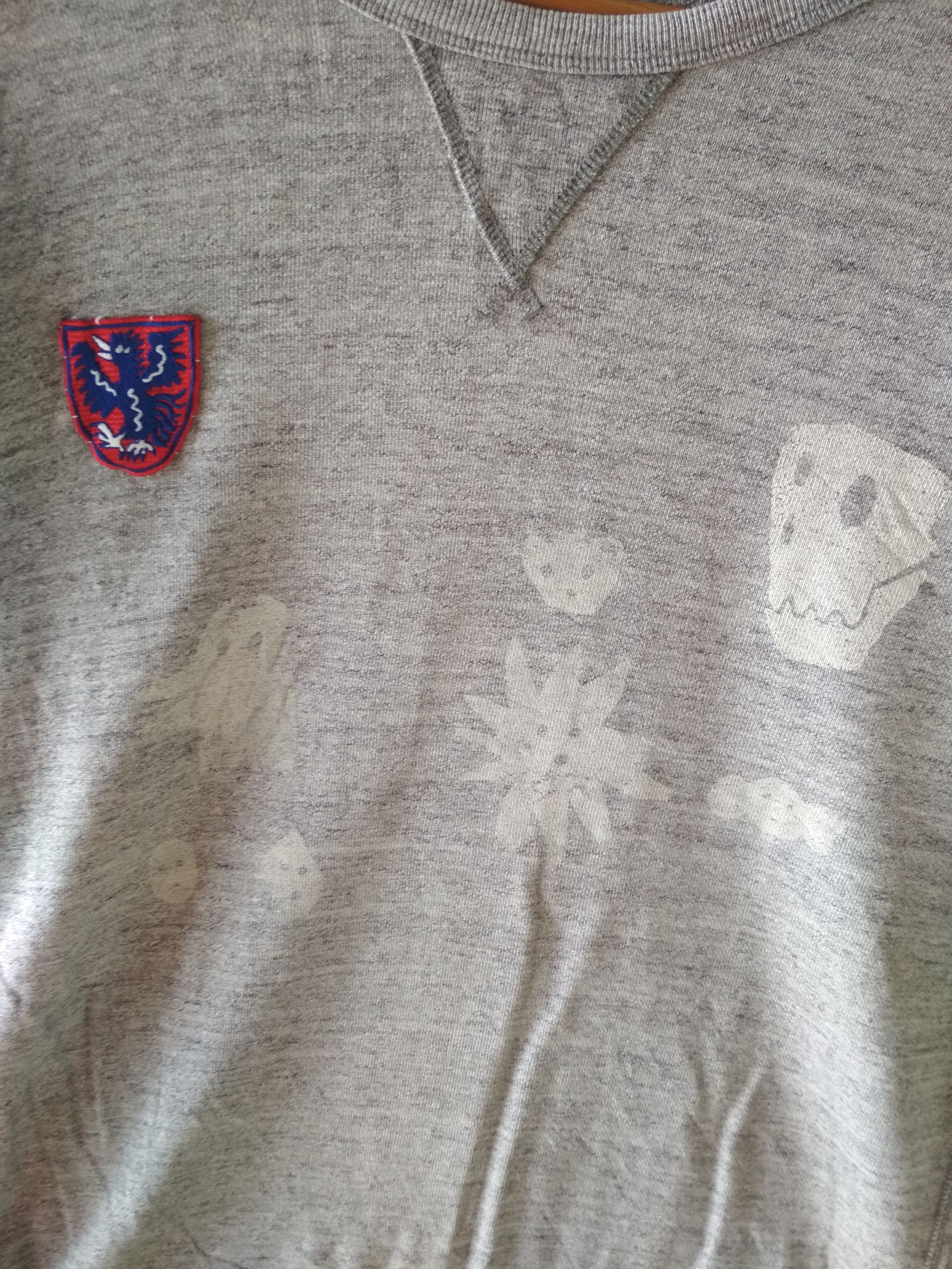 Japanese Brand KENTARO OKAWARA JAPANESE FAIRYTALE BY UNIQLO SWEATSHIRT Size US XL / EU 56 / 4 - 2 Thumbnail