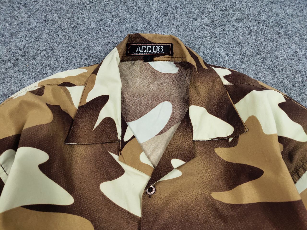 Japanese Brand Vintage 90's Anime Japanese Brown All Print Hawaiian Shirt Size US L / EU 52-54 / 3 - 11 Thumbnail