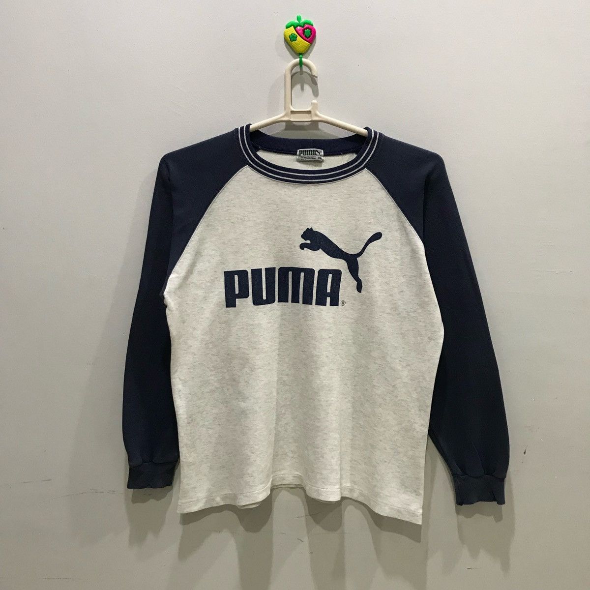 PUMA Sweatshirts Big Logo Fits Size M