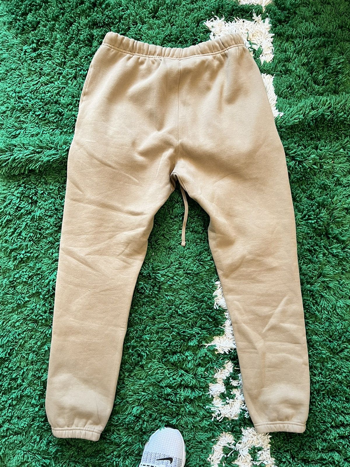 Fear of God Fear of god Essentials sweatpants Sz.S Size US 30 / EU 46 - 2 Thumbnail