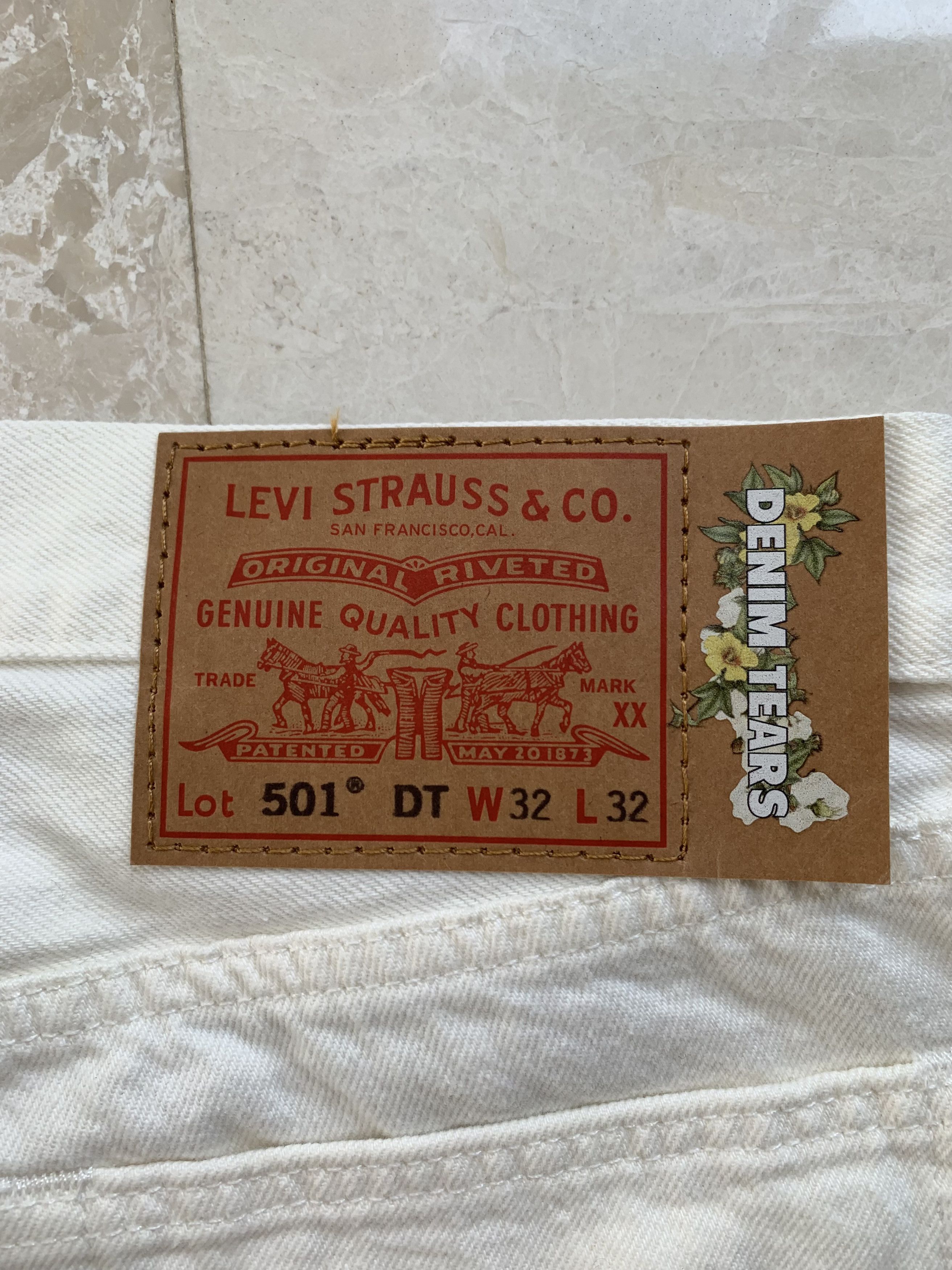 DENIM TEARS × Levi's Denim Tears Mono Cotton Wreath Jean White Size US 32 / EU 48 - 4 Thumbnail