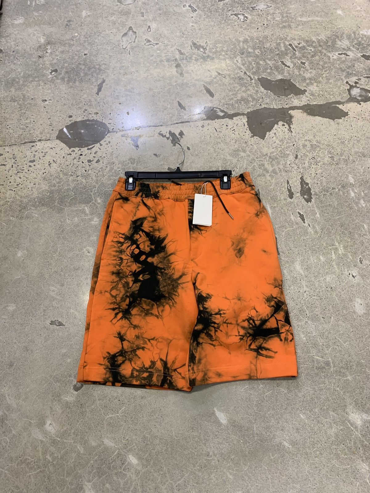 Helmut Lang Tye Dye Yellow Orange Shorts Size US 30 / EU 46 - 5 Thumbnail