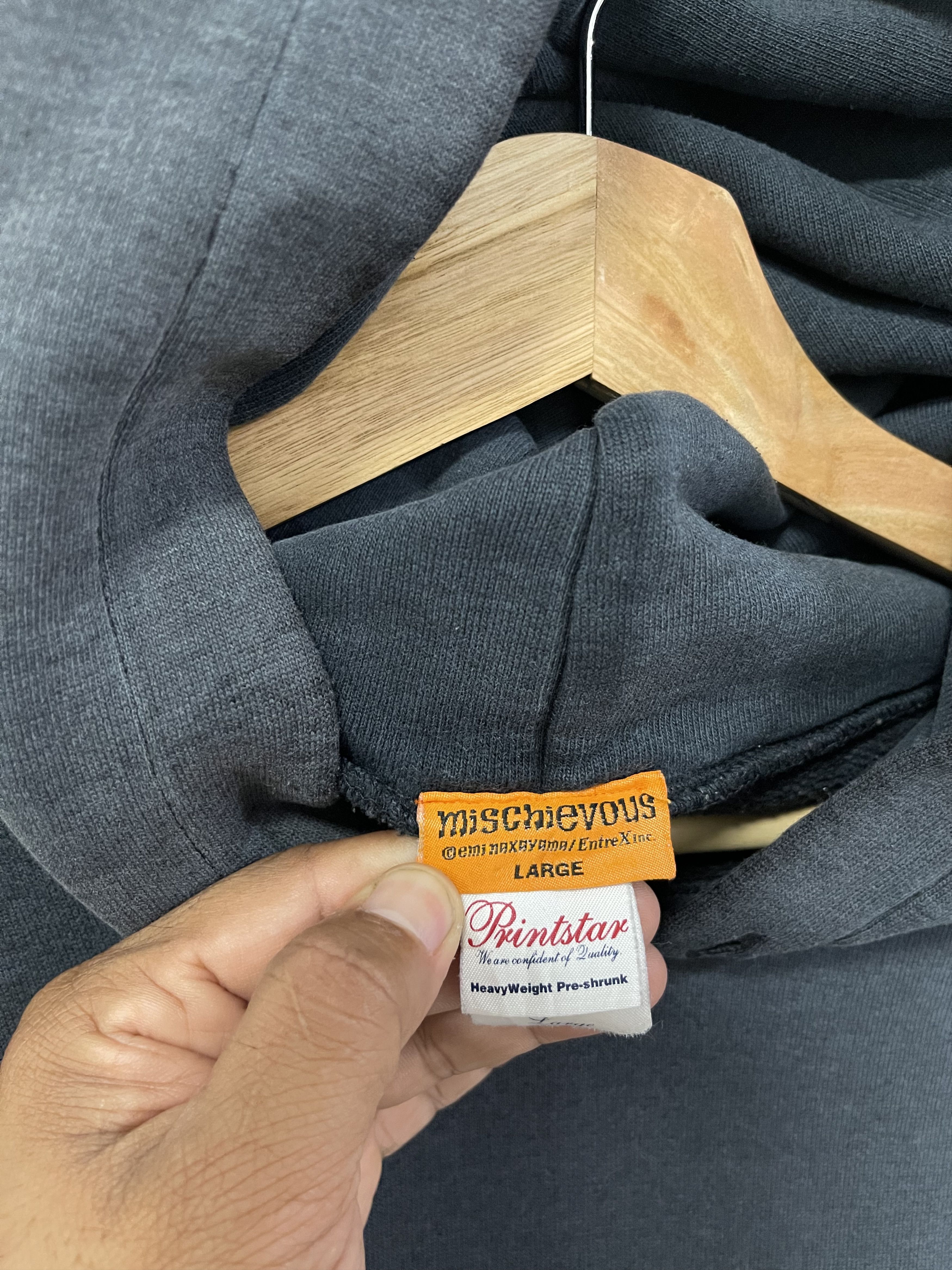 Japanese Brand Vintage Mischievous Skategang Big Logo Sun Faded Hoodie Size US L / EU 52-54 / 3 - 11 Thumbnail