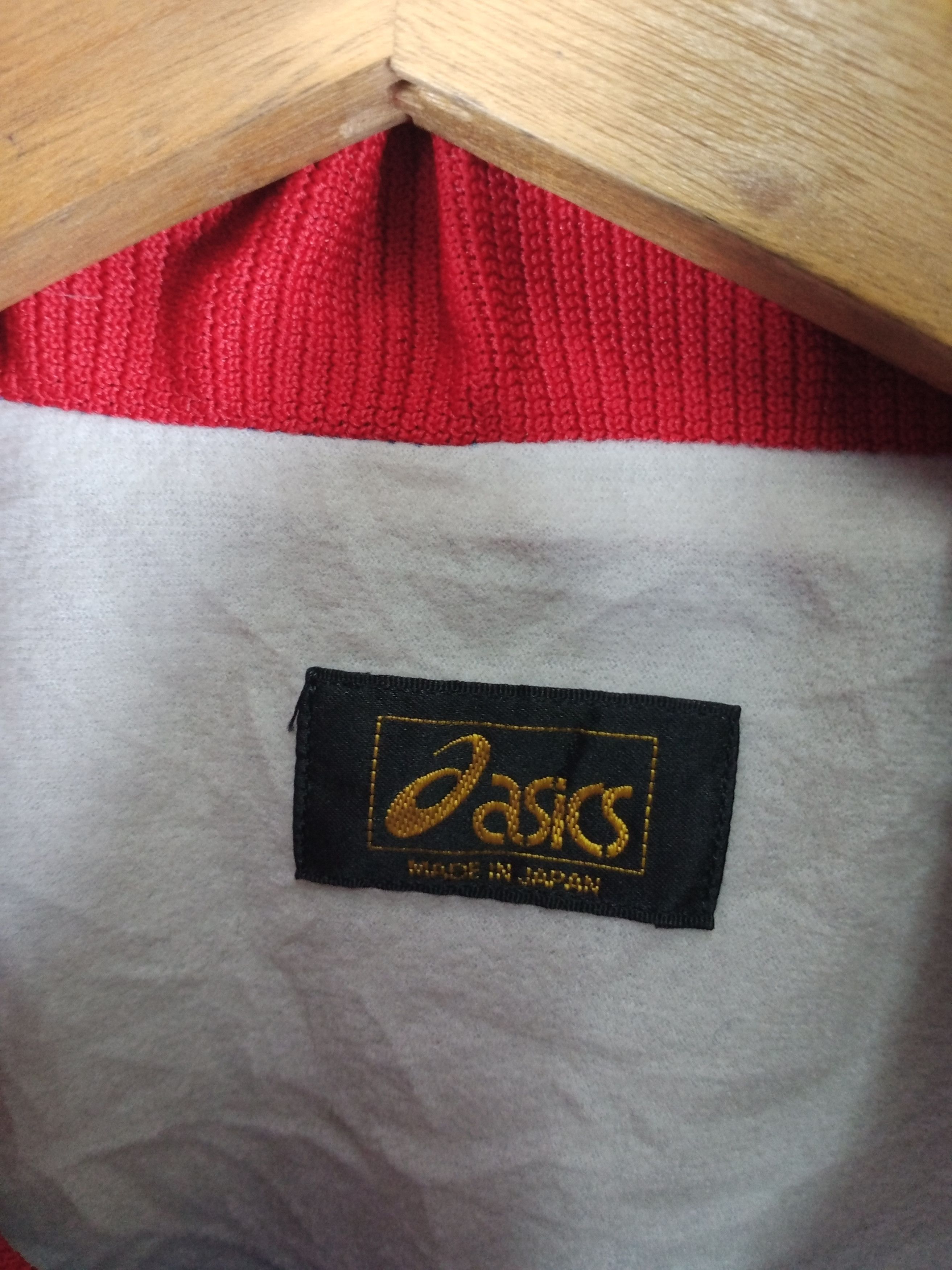 Asics Vintage 80s Asics Football Gear Big Logo Jacket Size US L / EU 52-54 / 3 - 8 Thumbnail