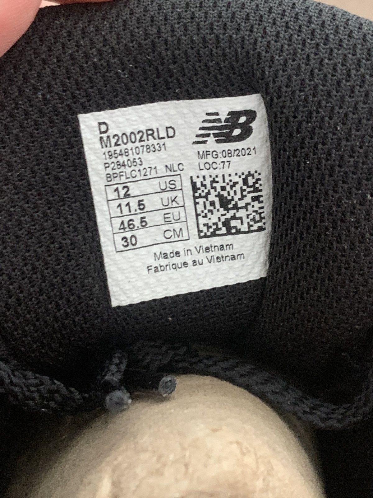 New Balance New Balance 2002R Black Size US 12 / EU 45 - 8 Thumbnail