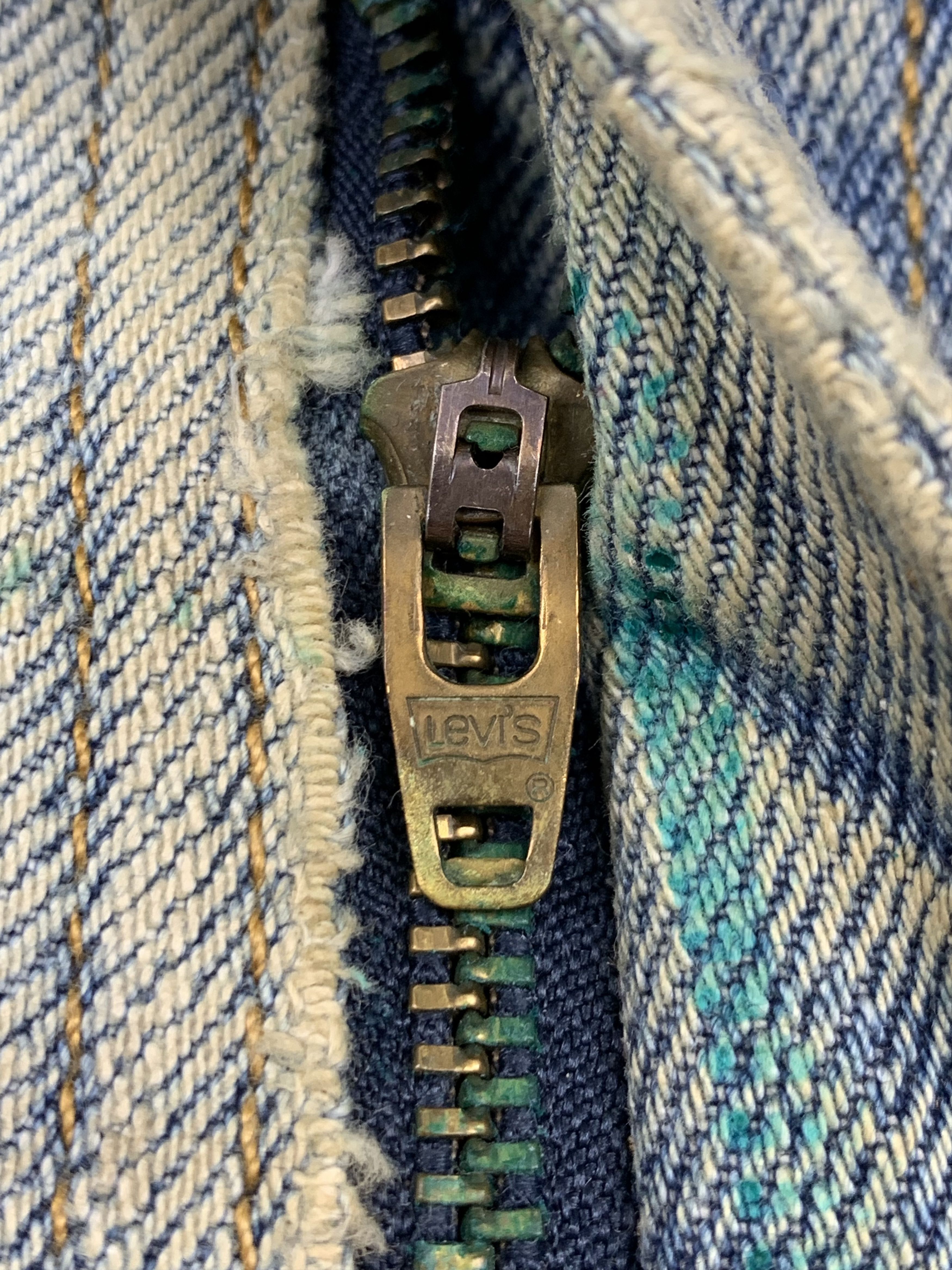 Levi's Vintage Levis 560 Dirty Blue Jeans DP1720 Size US 42 / EU 58 - 14 Thumbnail