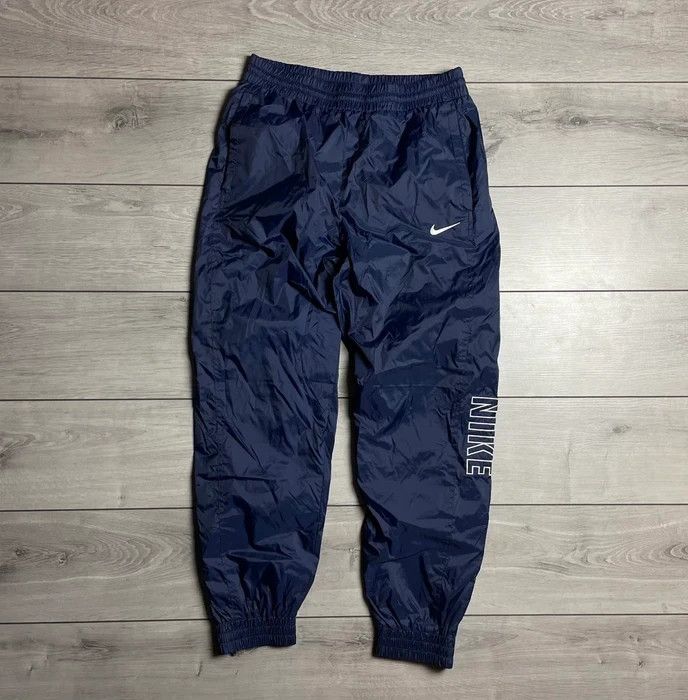 Nike Nike nylon pants vintage 90s embroidered size Large Size US 34 / EU 50 - 1 Thumbnail