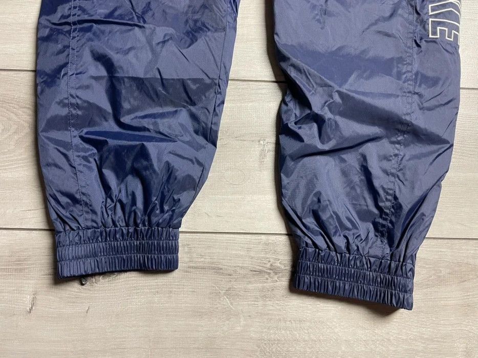 Nike Nike nylon pants vintage 90s embroidered size Large Size US 34 / EU 50 - 4 Thumbnail