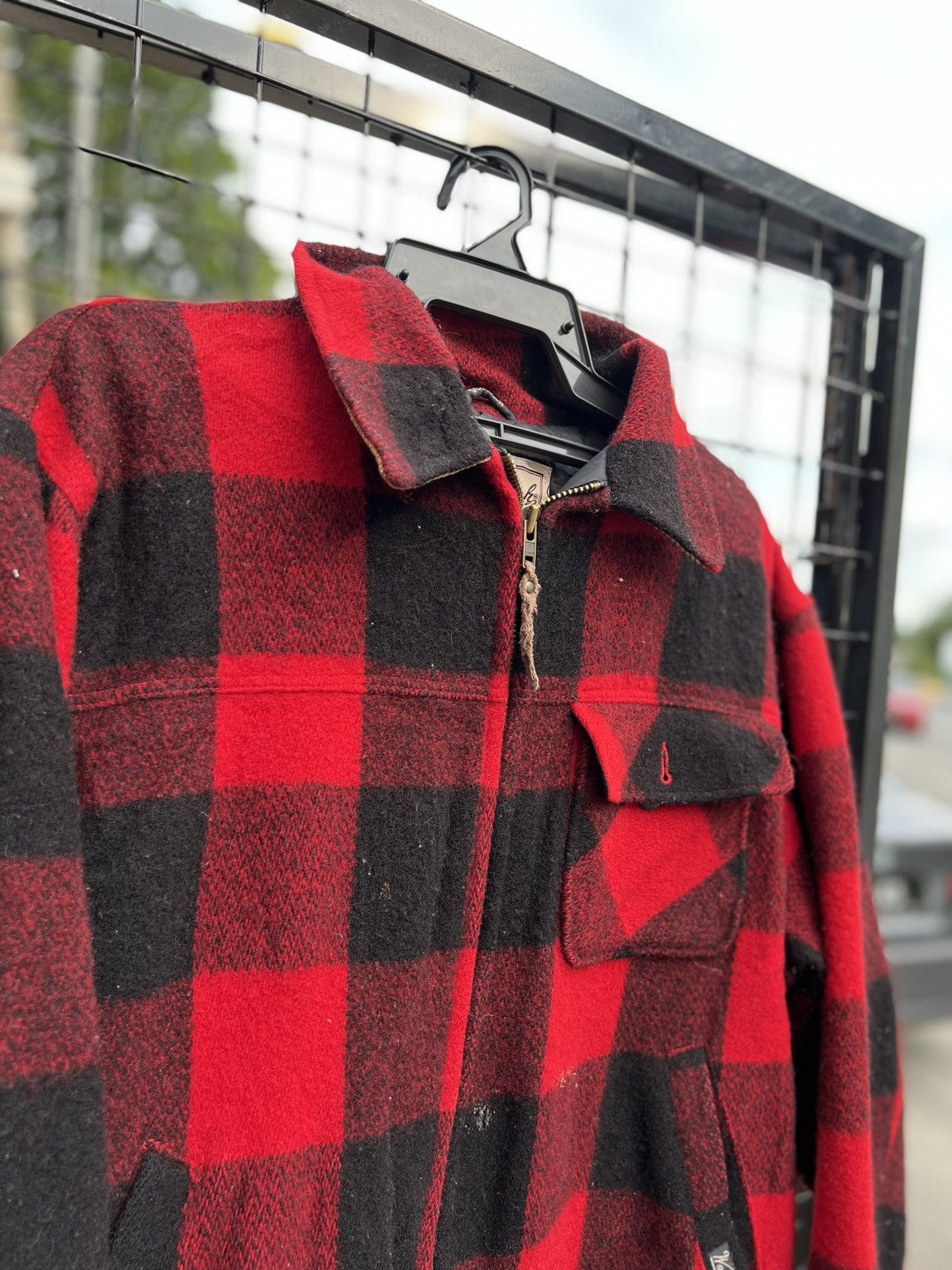 Woolrich Woolen Mills Woolrich rugged outdoorwear sedionaries zipper jacket Size US L / EU 52-54 / 3 - 3 Thumbnail