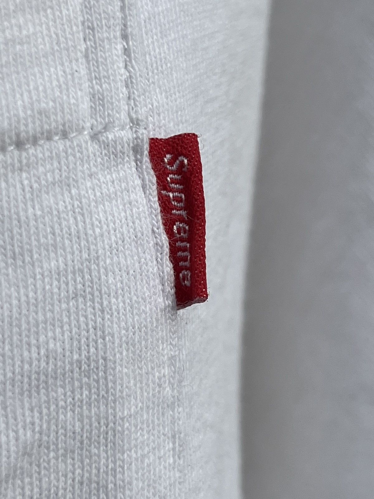 Supreme Supreme tee single pocket white plain Size US L / EU 52-54 / 3 - 5 Thumbnail