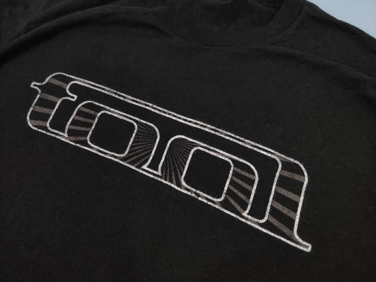 Band Tees Second Tool Band T-shirt,Adam jones,Alex gray Size US S / EU 44-46 / 1 - 4 Thumbnail