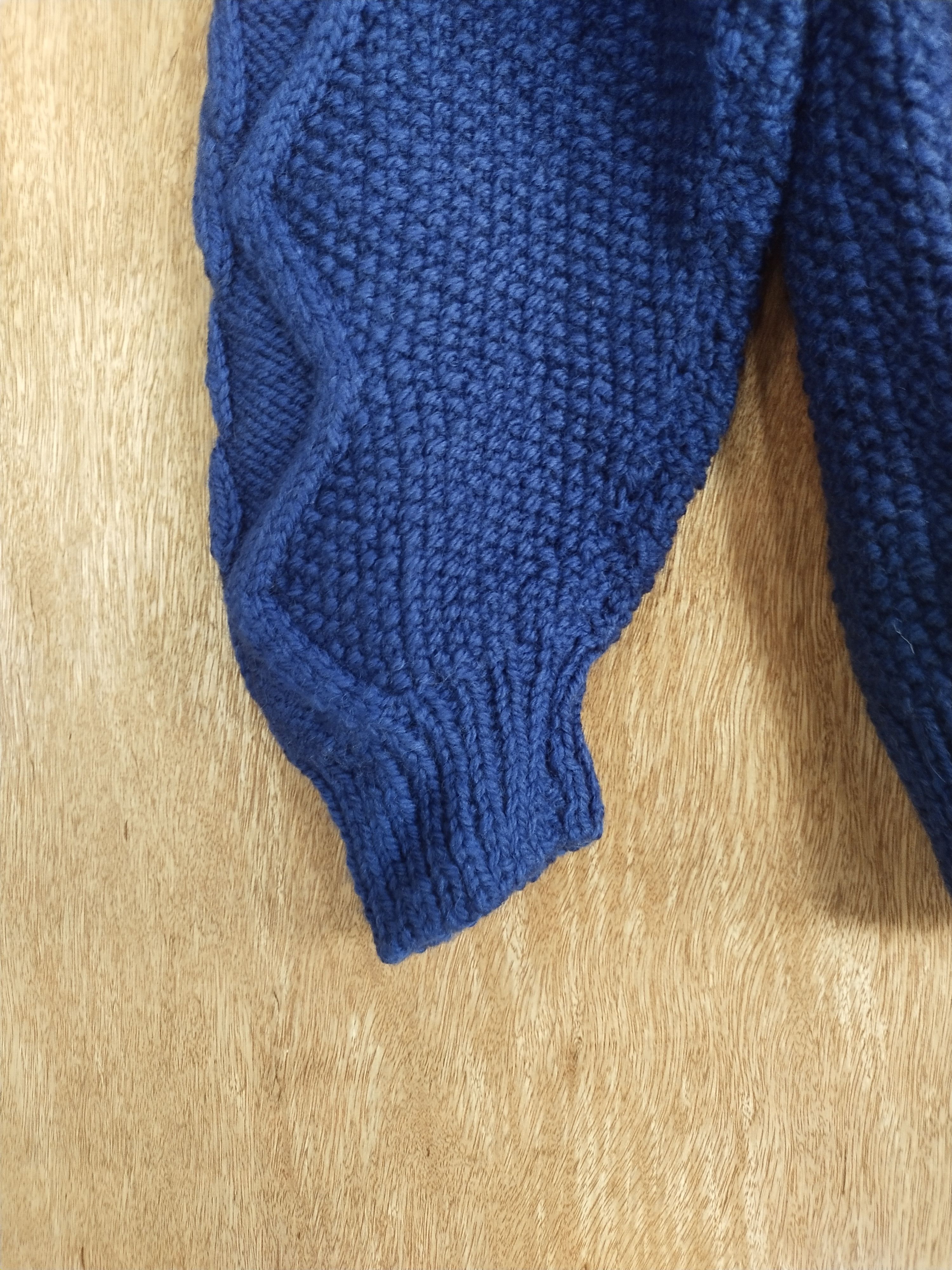 Aran Isles Knitwear Japan Blue aran isle cable knitwear #H277 Size US M / EU 48-50 / 2 - 6 Thumbnail