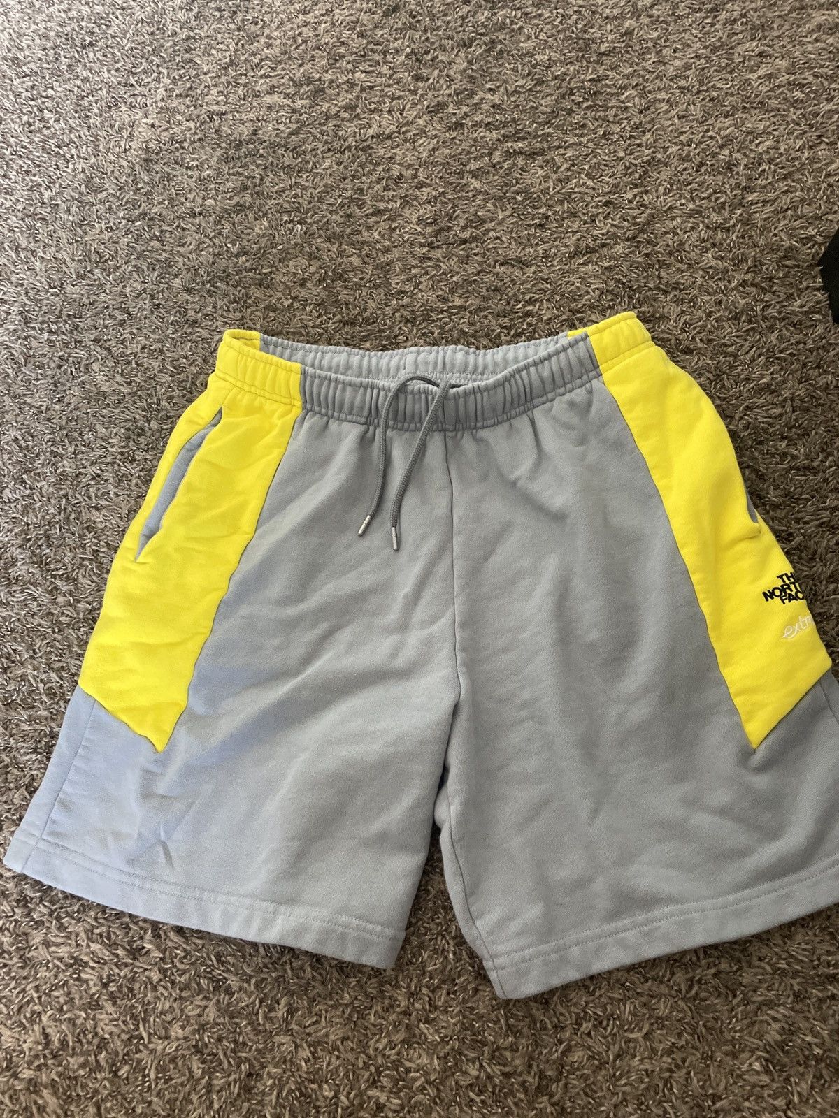 The North Face vintage north face extreme shorts Size US 31 - 1 Thumbnail