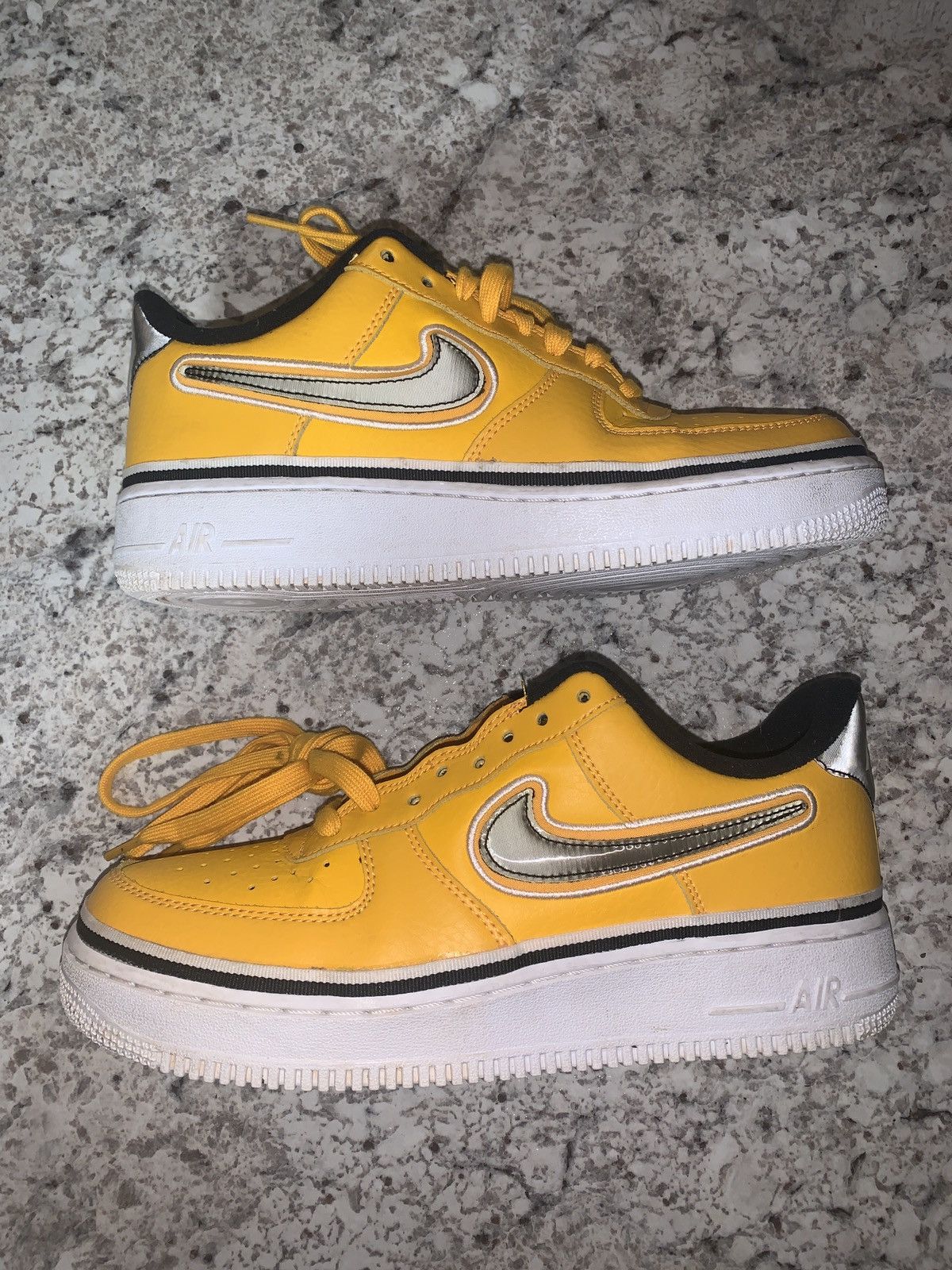lakers air force 1 low