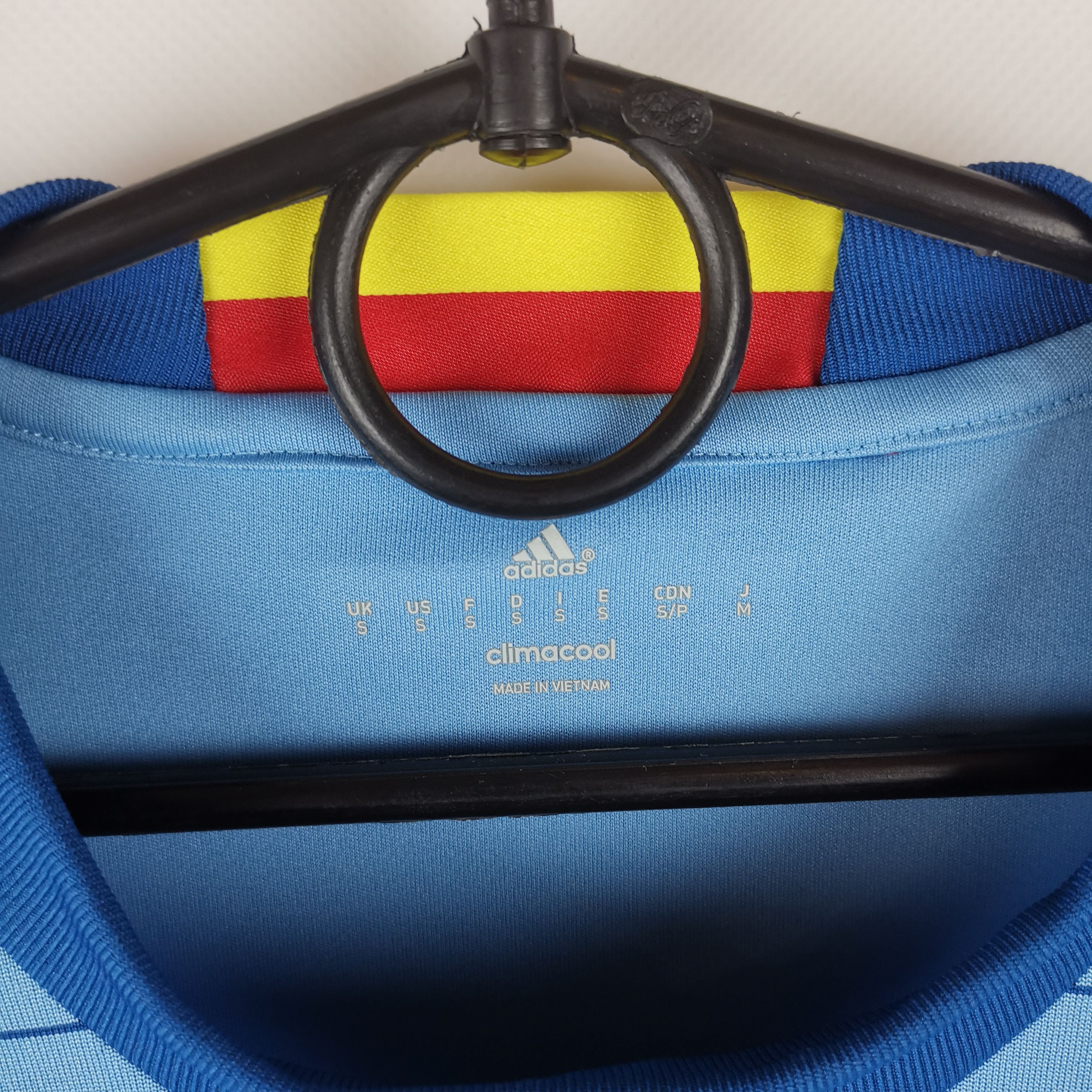 Adidas Adidas Spain 2016 goalkeeper jersey soccer football Size US S / EU 44-46 / 1 - 6 Thumbnail