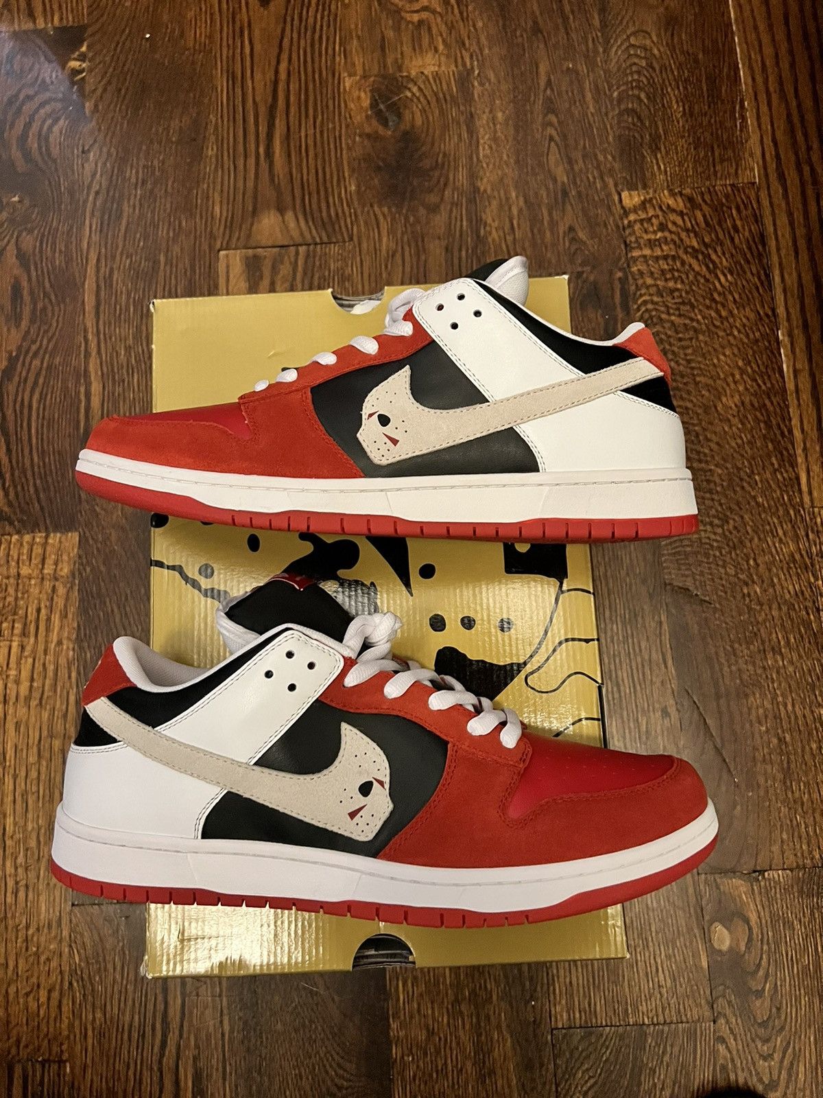 warren lotas dunks red