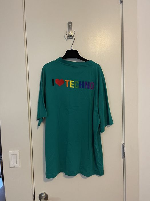 I love techno hot sale balenciaga t shirt