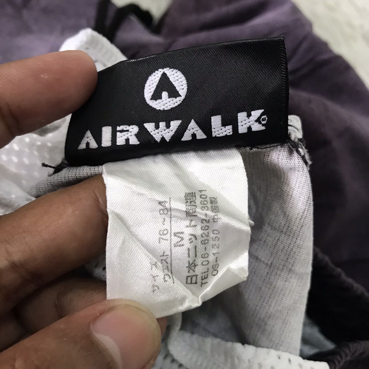 Airwalk 💥Steals💥Airwalk Faded Color Style Short Pant Size US 27 - 11 Thumbnail