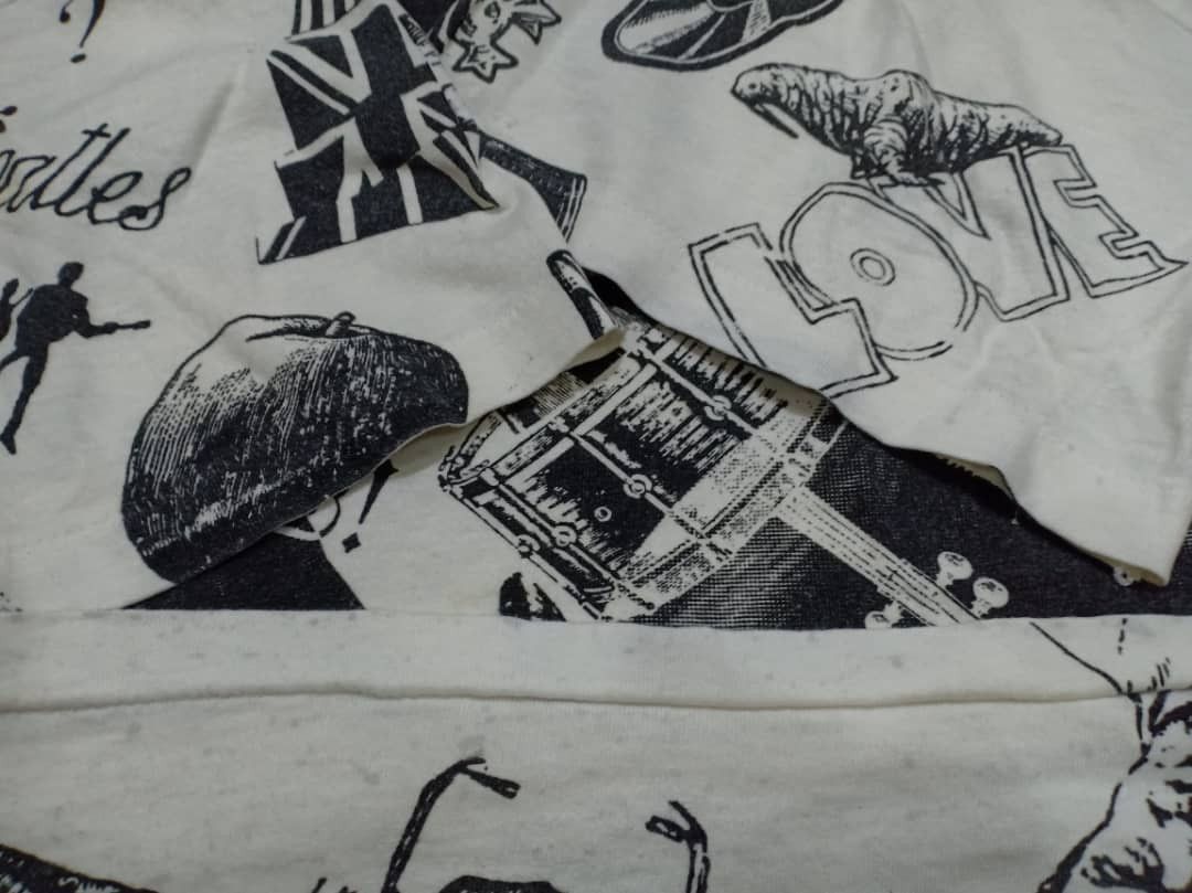 Band Tees Vintage Beatles Over Print Rock Music T Shirt Rare 11/19 Size US L / EU 52-54 / 3 - 5 Thumbnail