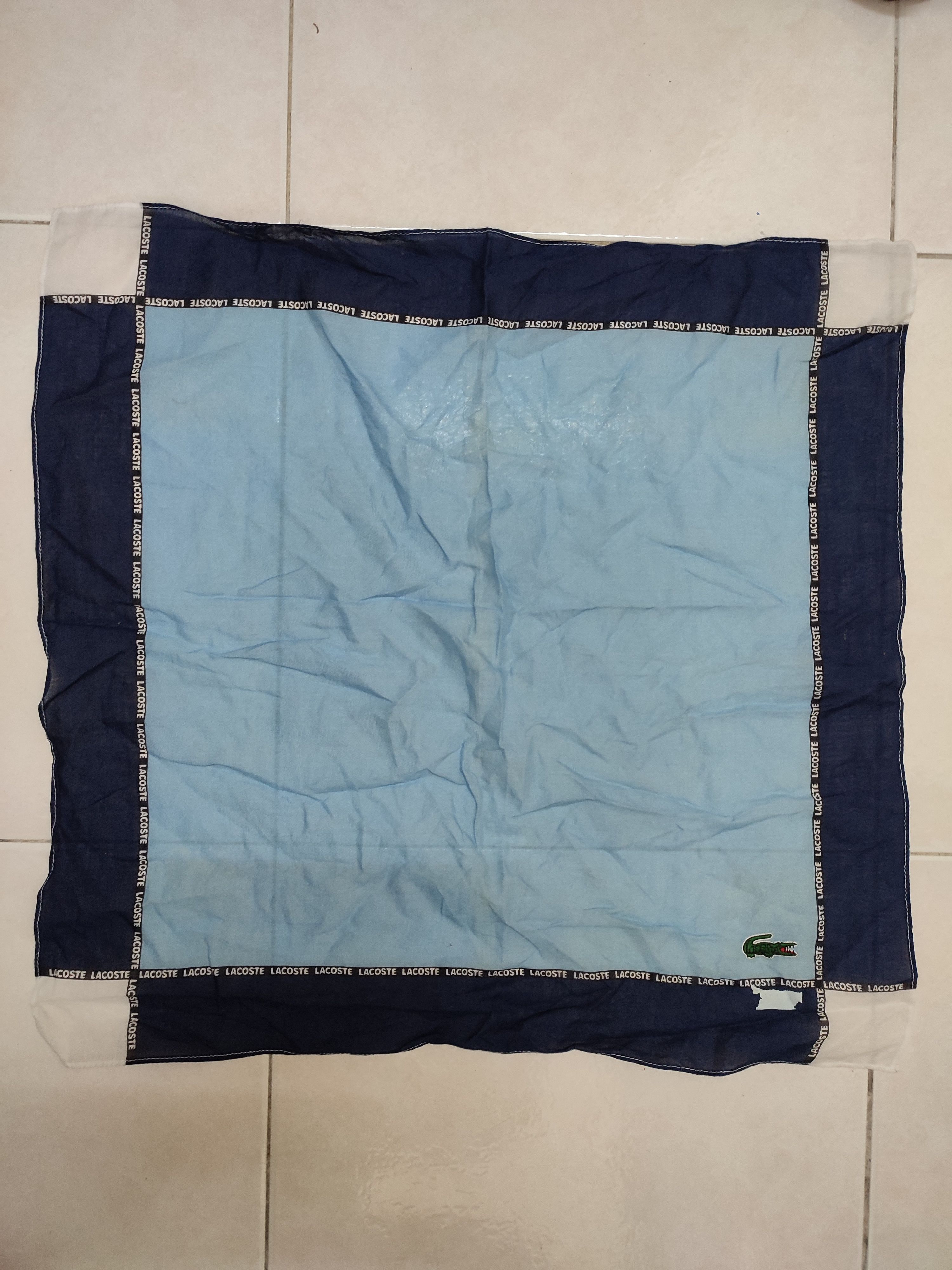 Lacoste Vintage Handkerchief Embroidery Logo Lacoste Size ONE SIZE - 1 Thumbnail