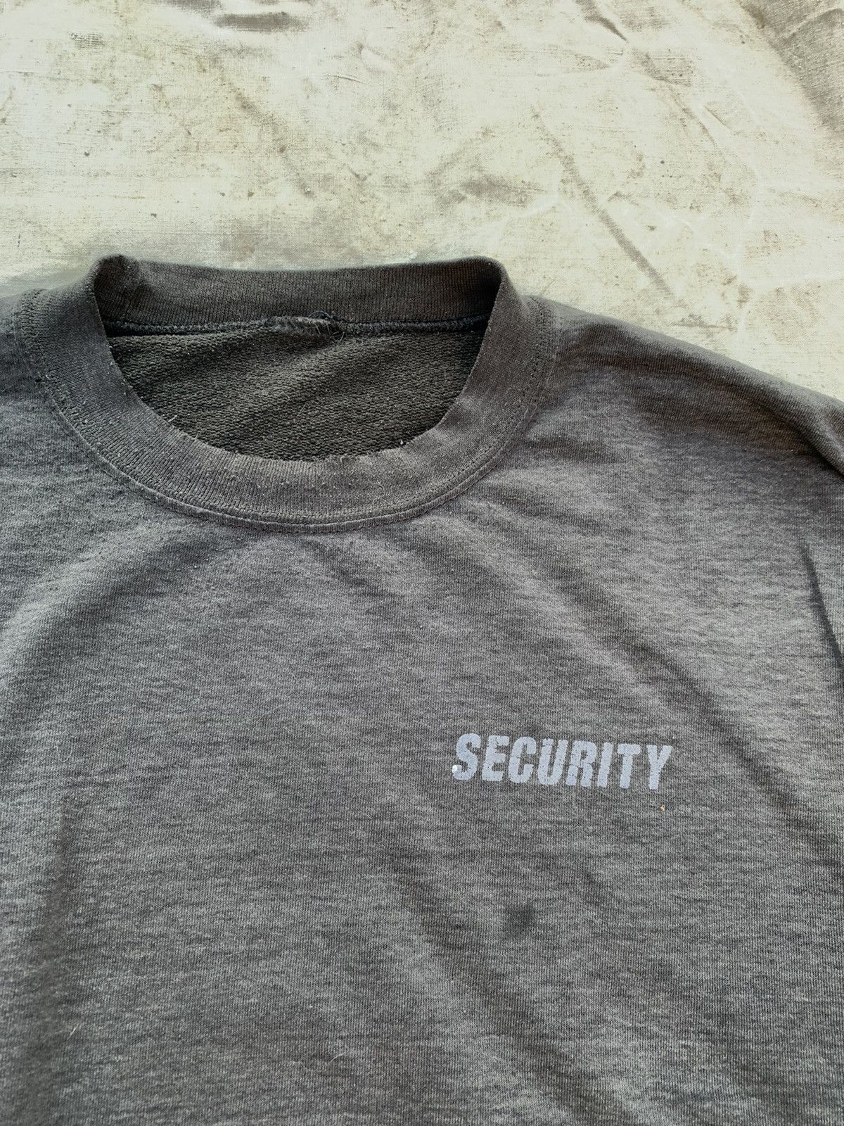 Vintage Vintage Faded Security Sweatshirt Size US XL / EU 56 / 4 - 4 Thumbnail