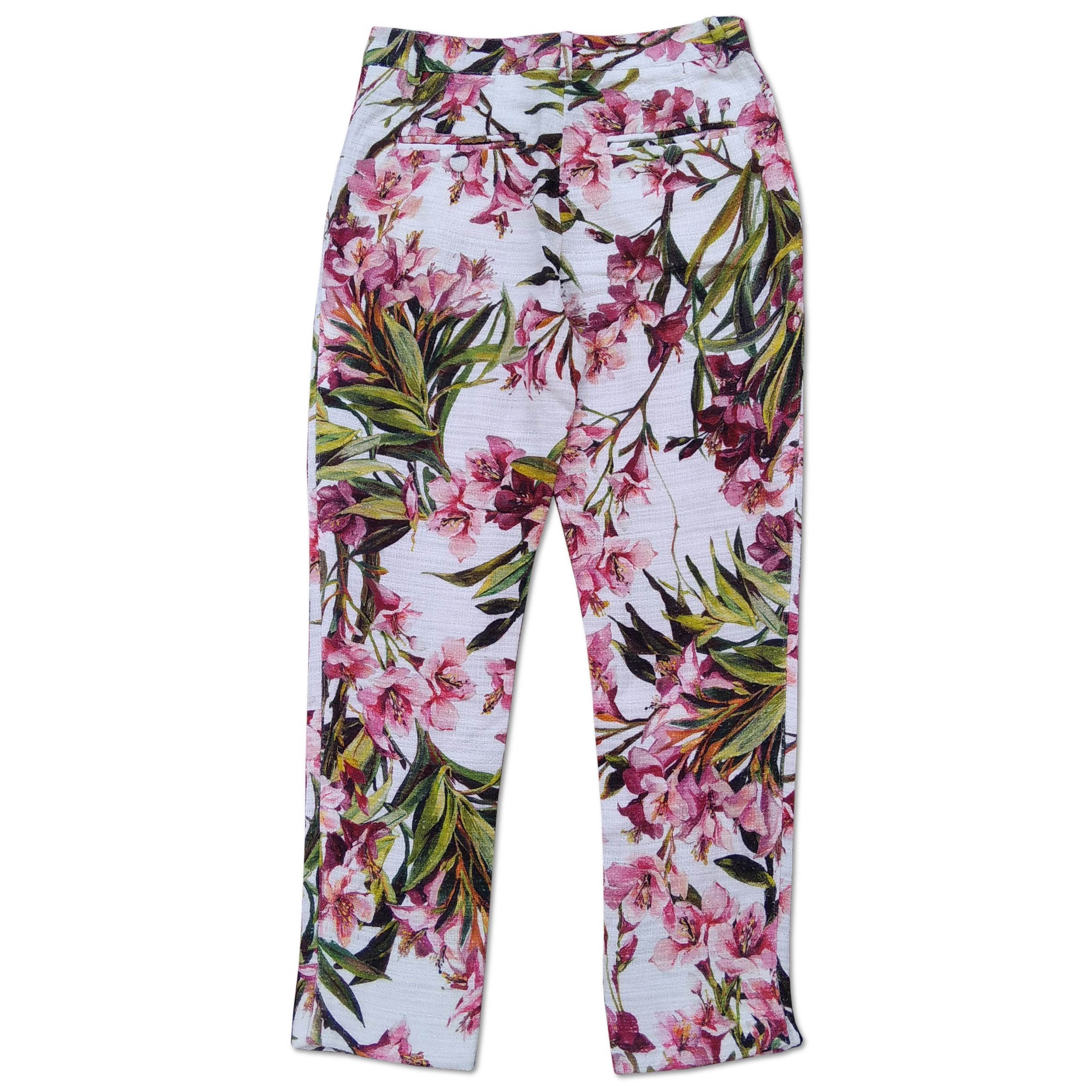 Dolce & Gabbana DOLCE GABBANA Full Print Floral Pants Made in Italy Size 26" / US 2 / IT 38 - 2 Thumbnail