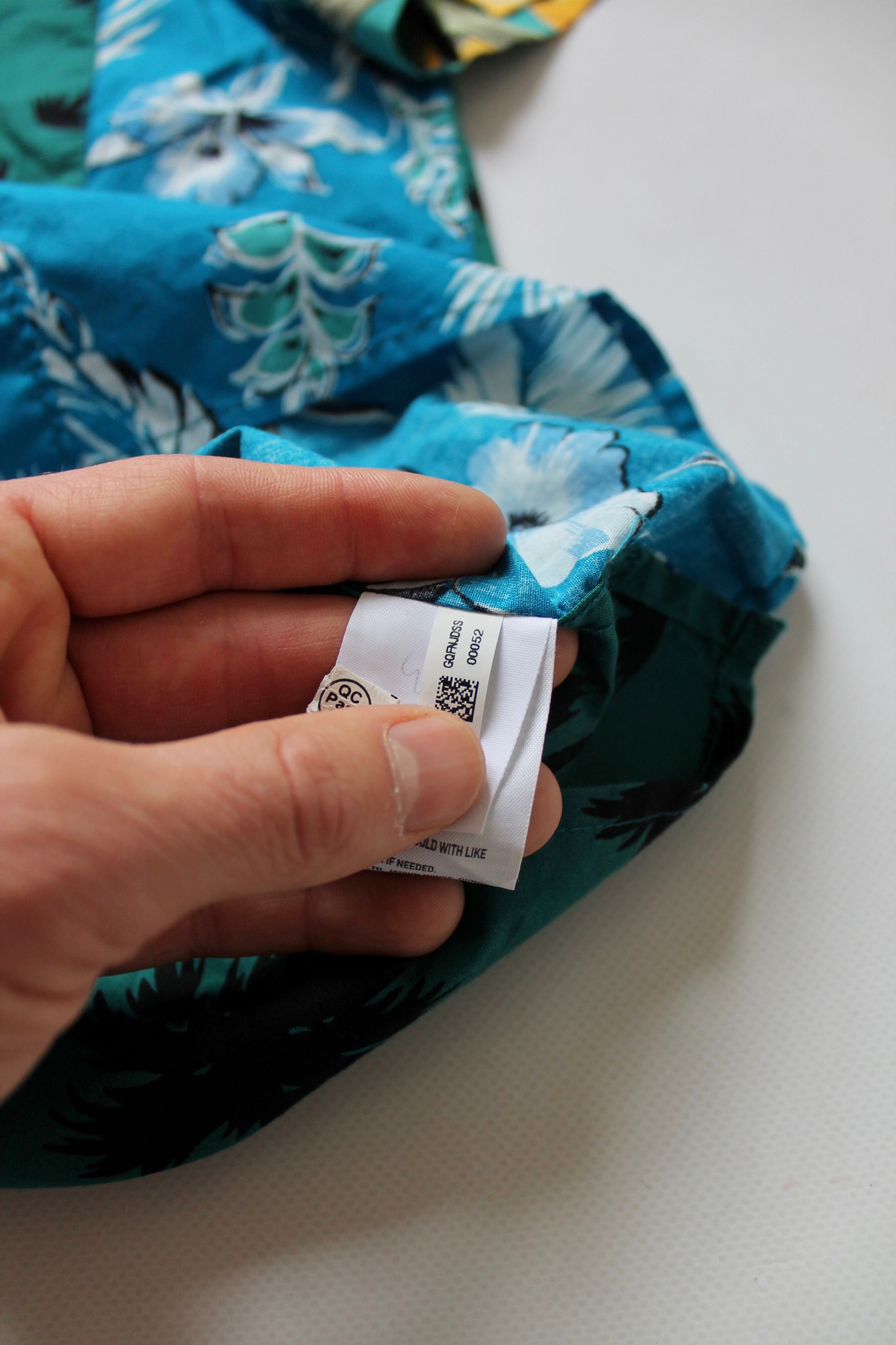 American Eagle Outfitters American Eagle Hawaiian Shirt Floral Multicolor Size US L / EU 52-54 / 3 - 6 Thumbnail
