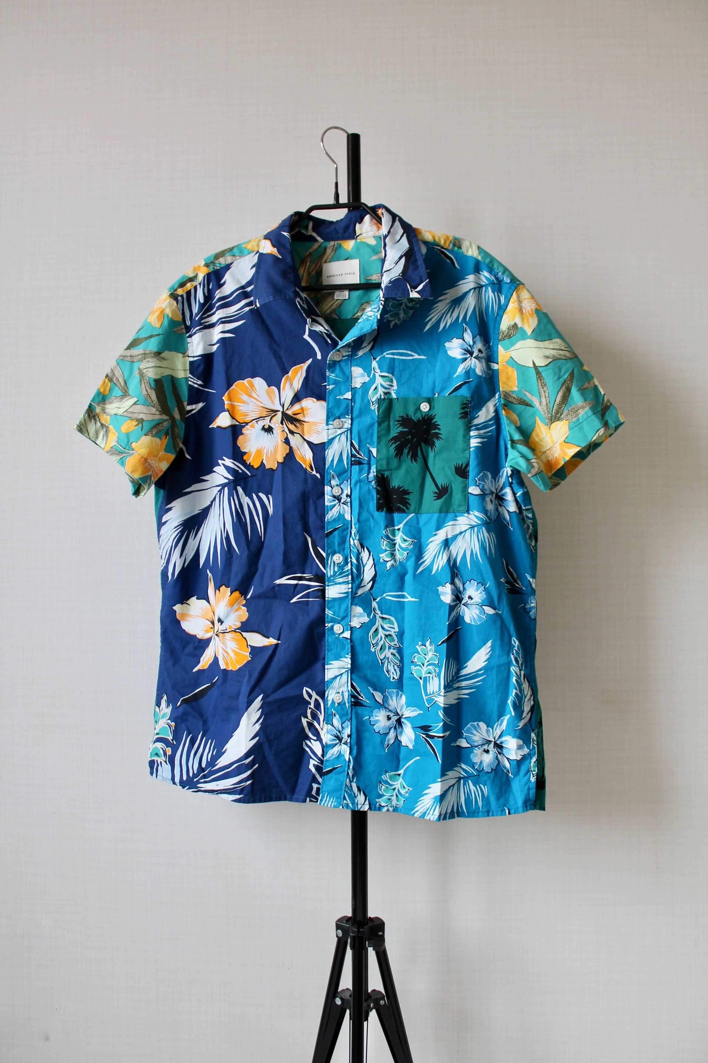 American Eagle Outfitters American Eagle Hawaiian Shirt Floral Multicolor Size US L / EU 52-54 / 3 - 9 Thumbnail